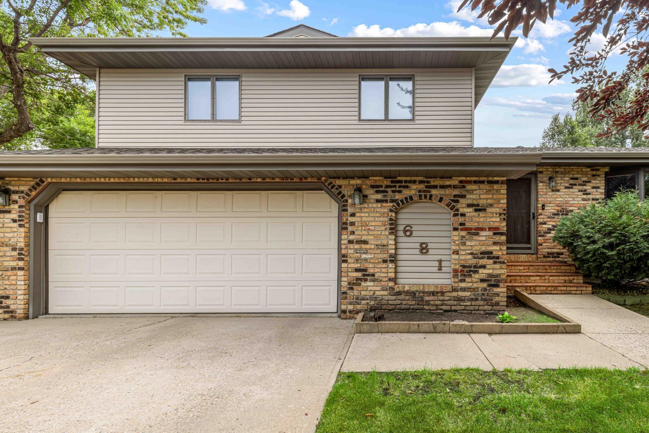 3rd image of 681 Cottonwood Ct, West Fargo, ND 58078 | MLS# 7120353