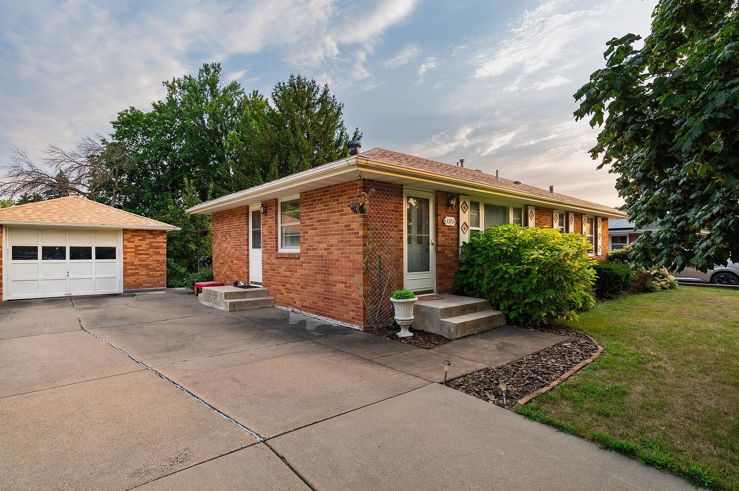 1st image of 3370 144th St W, Rosemount, MN 55068 | MLS# 7120373