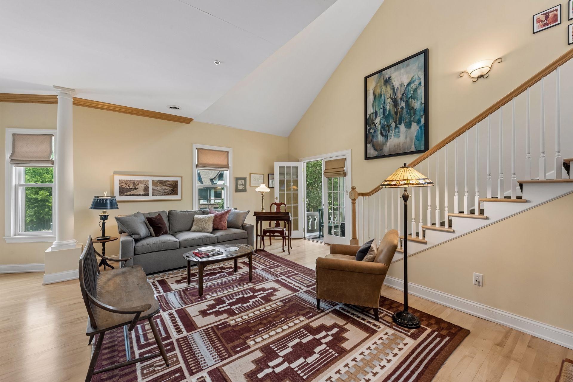 4th image of 1766 Girard Ave S #3, Minneapolis, MN 55403 | MLS# 7120399