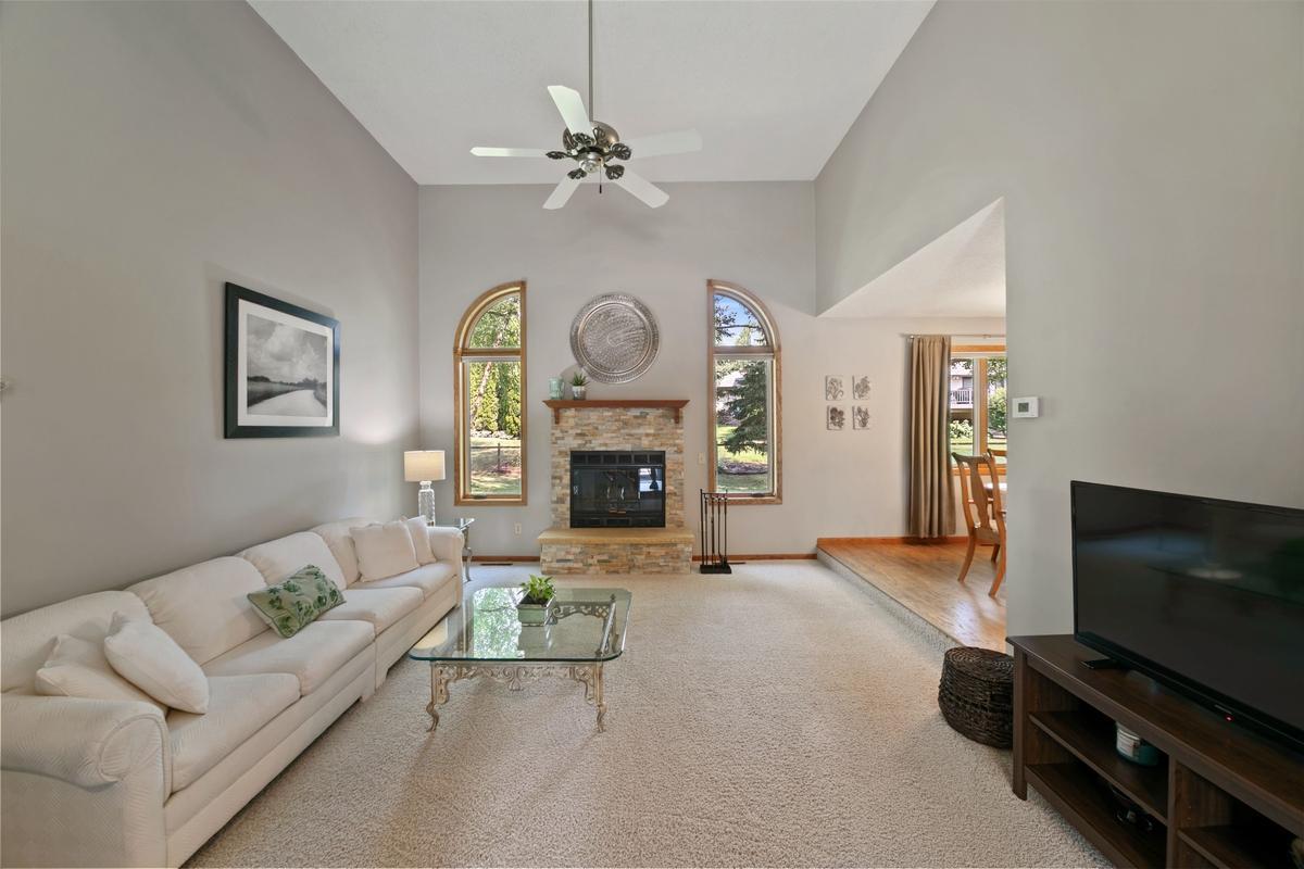 4th image of 16148 Logarto Ln, Lakeville, MN 55044 | MLS# 7120403