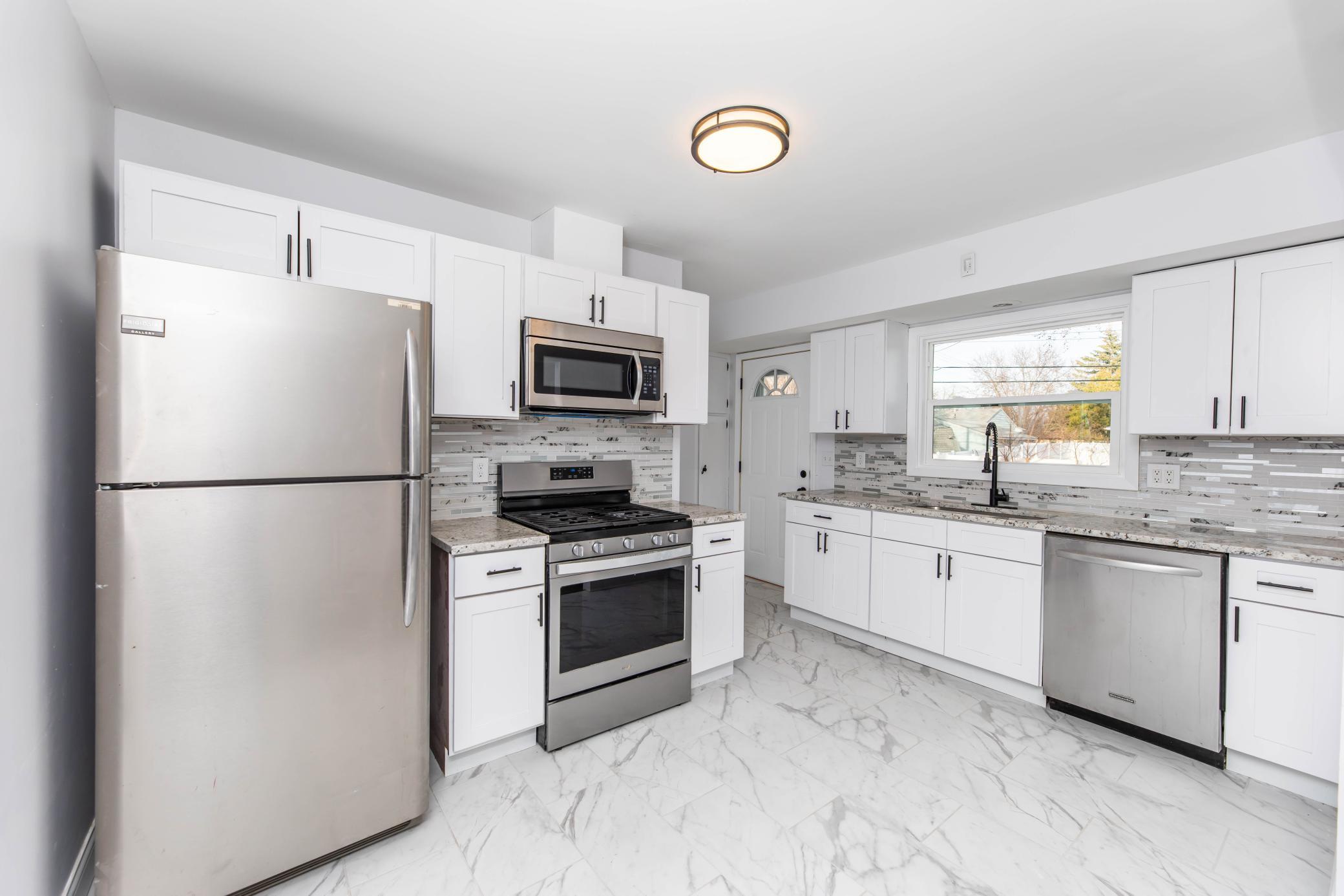 2nd image of 6412 Indiana Ave N, Minneapolis, MN 55429 | MLS# 7120412