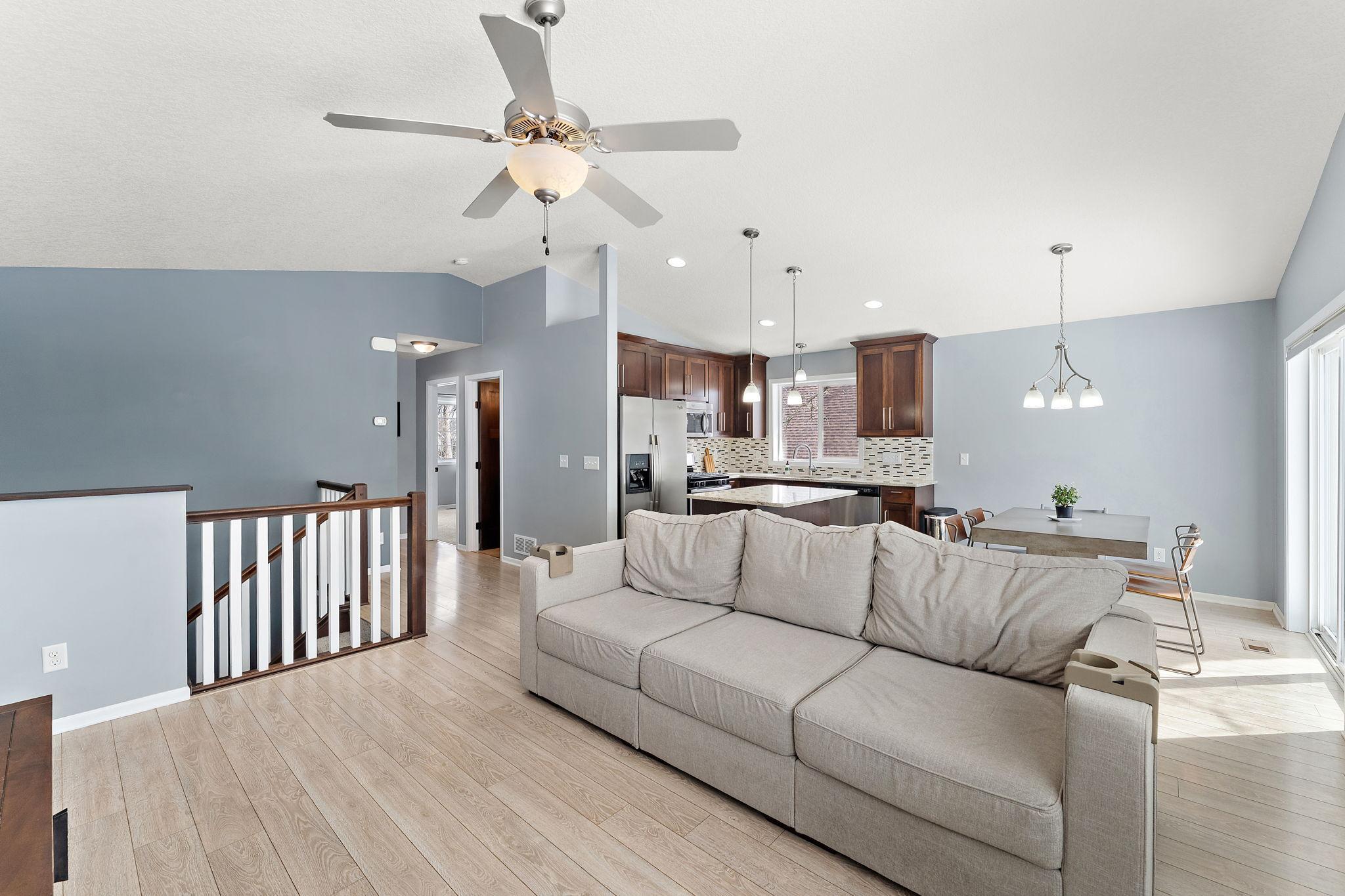 4th image of 2241 7Th St N, North Saint Paul, MN 55109 | MLS# 7120414