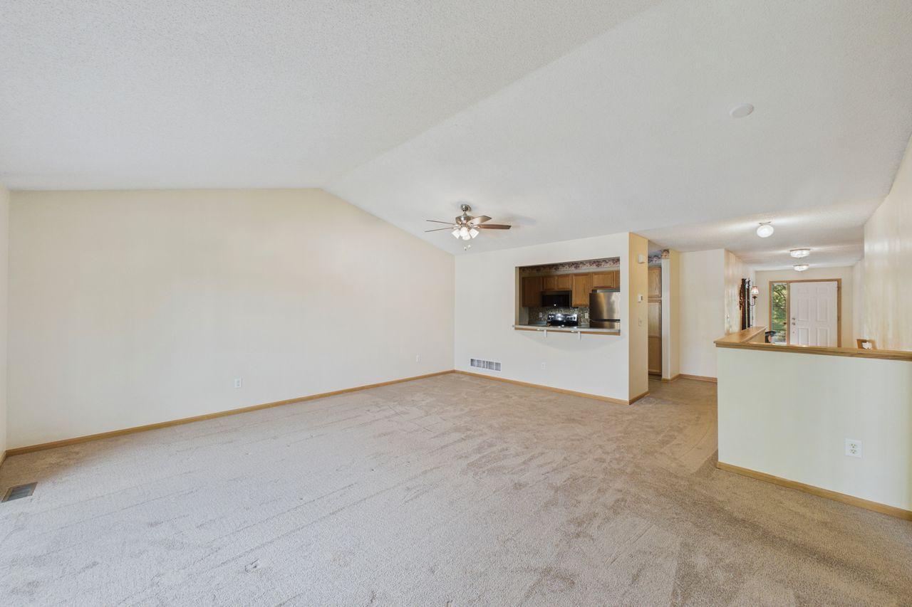 4th image of 182 Emerson Ave E, Saint Paul, MN 55118 | MLS# 7120464