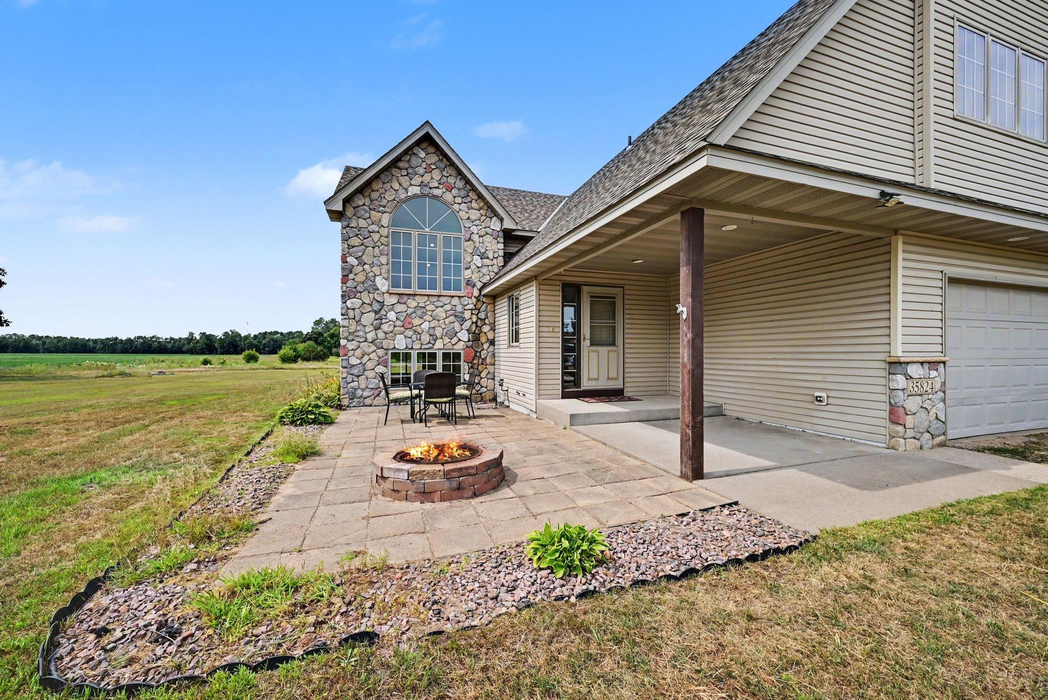 2nd image of 35824 Lincoln Rd, North Branch, MN 55056 | MLS# 7120470