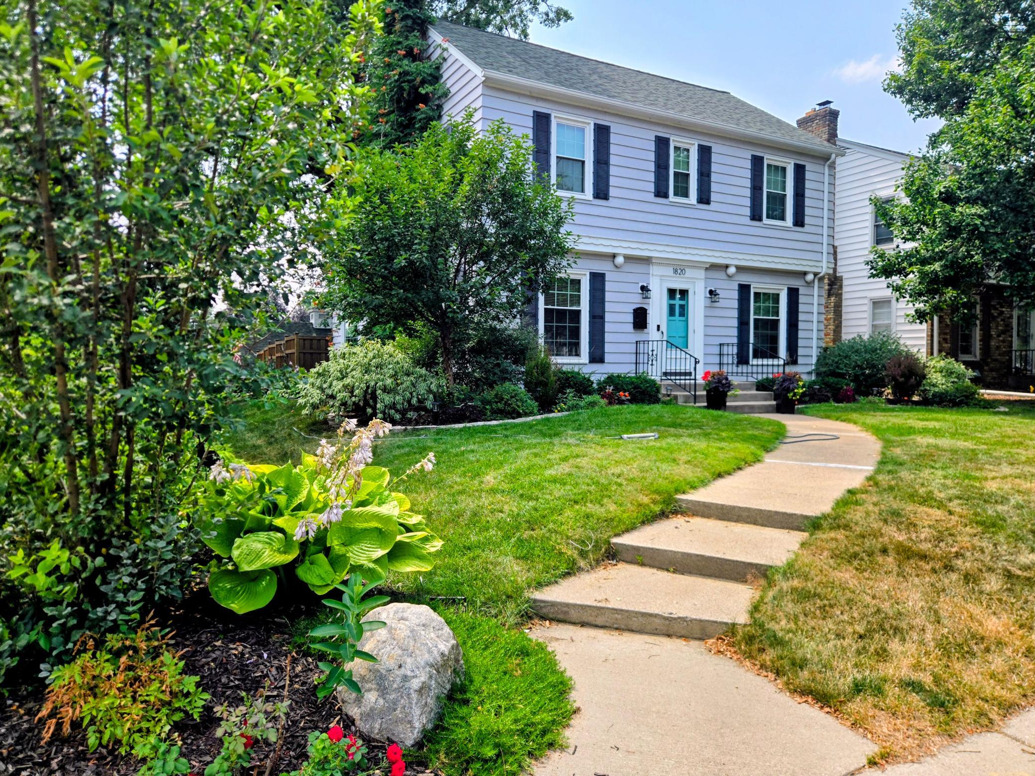 1st image of 1820 Montreal Ave, Saint Paul, MN 55116 | MLS# 7120494