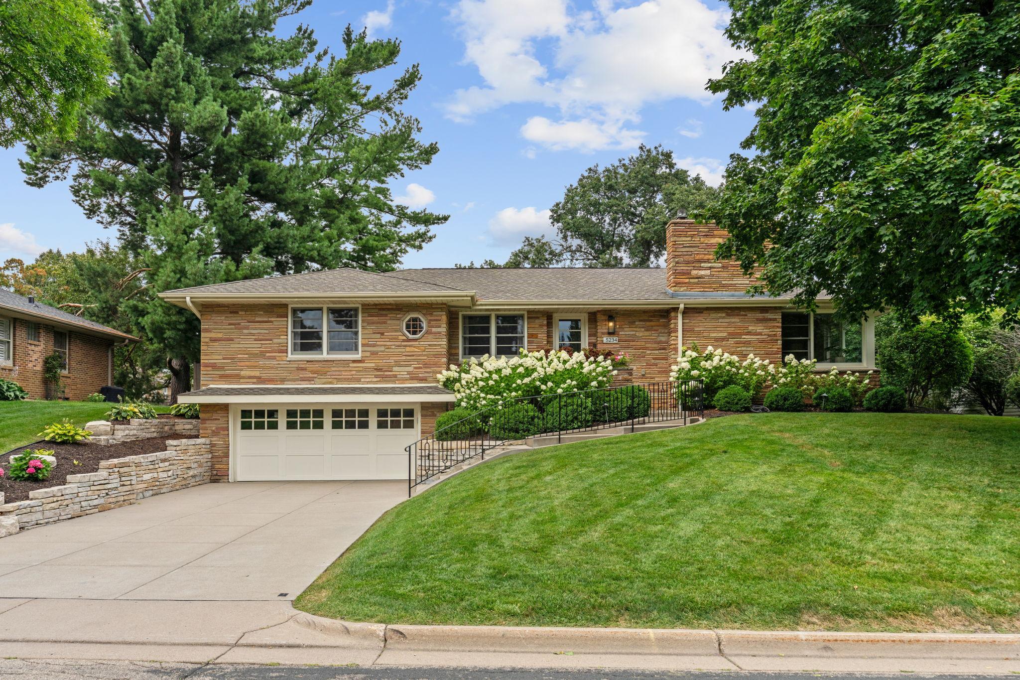 1st image of 5234 Hollywood Rd, Minneapolis, MN 55436 | MLS# 7120502