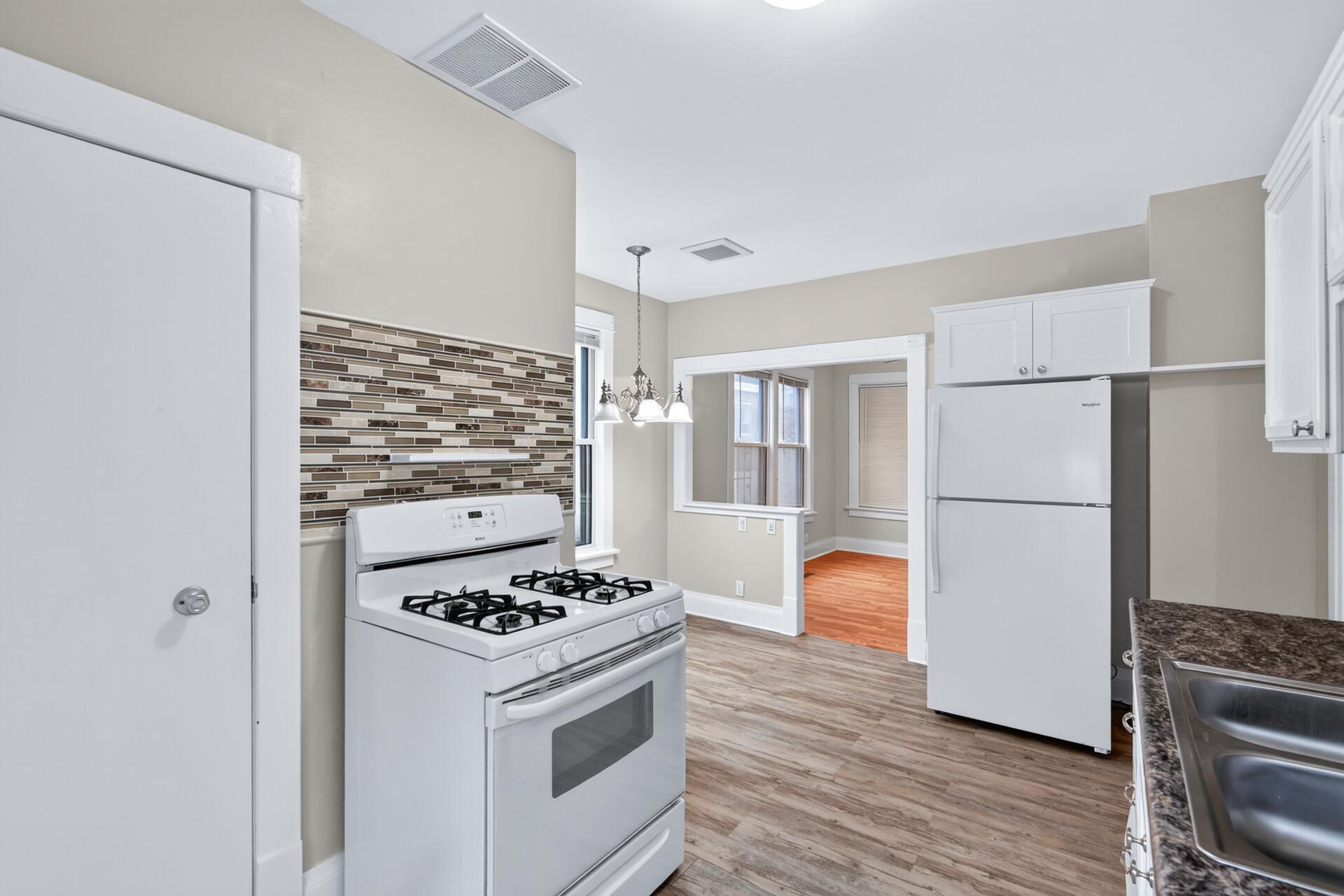 4th image of 2425 11Th Ave S, Minneapolis, MN 55404 | MLS# 7120523