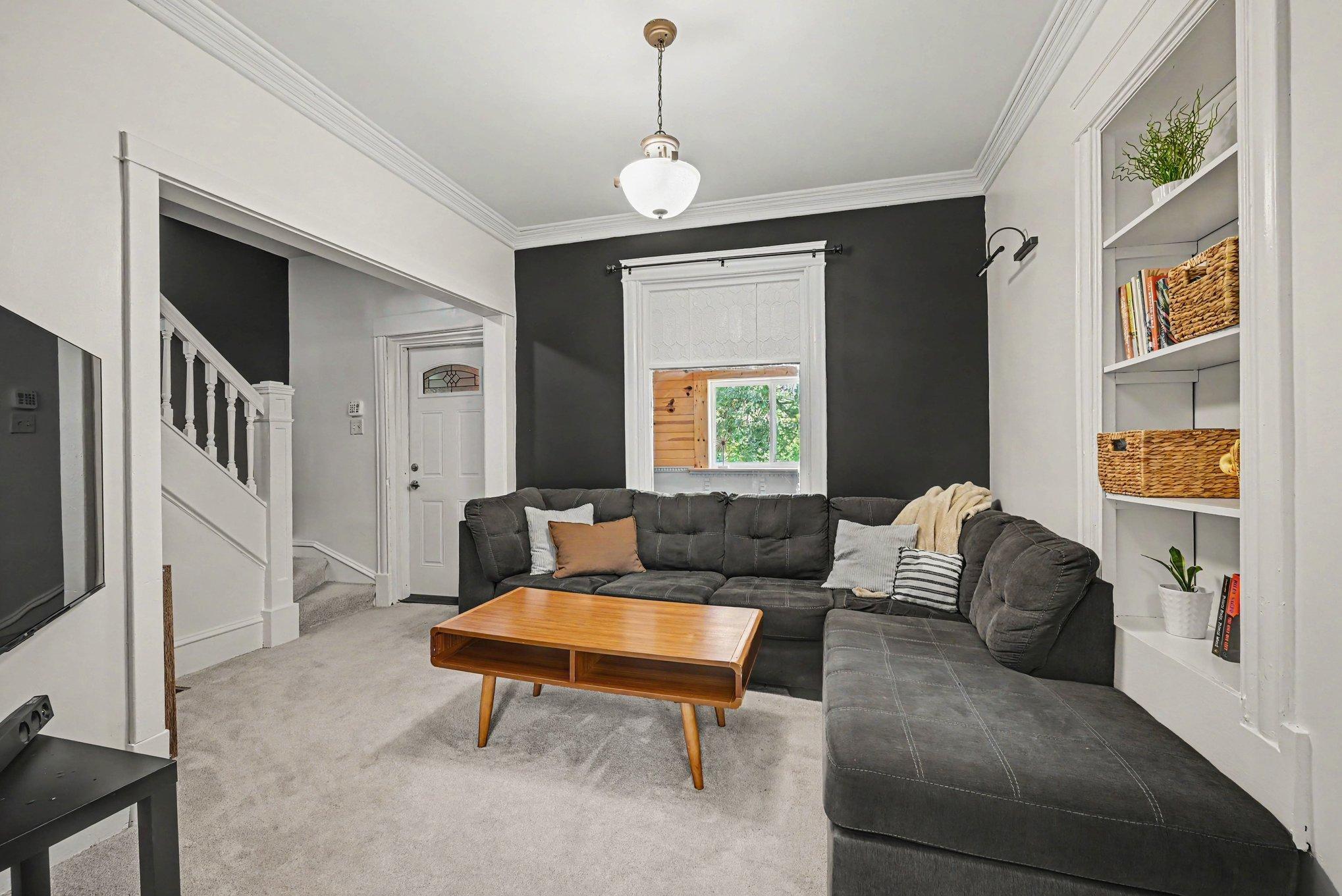 5th image of 4030 Clinton Ave, Minneapolis, MN 55409 | MLS# 7120529