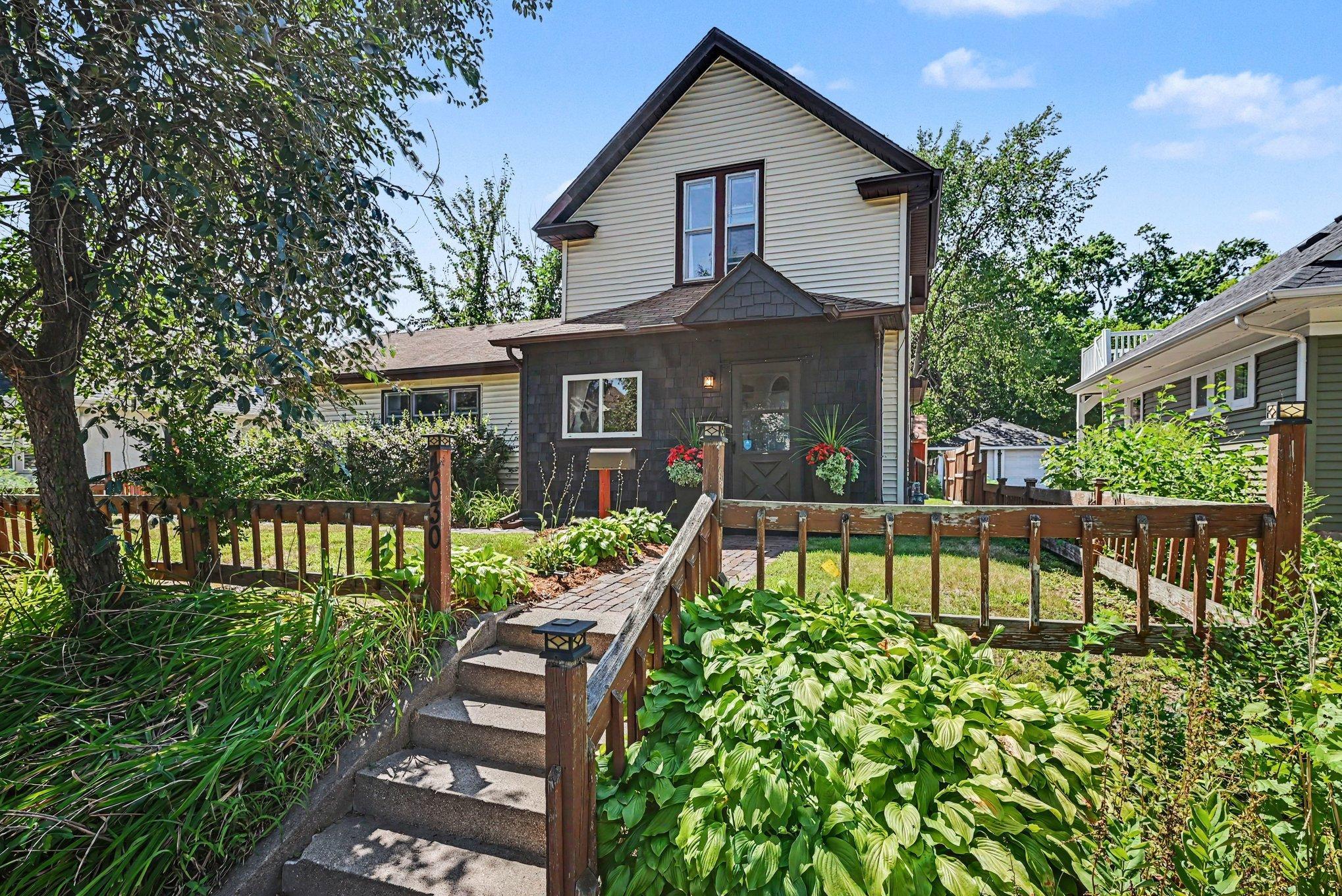 1st image of 4030 Clinton Ave, Minneapolis, MN 55409 | MLS# 7120529