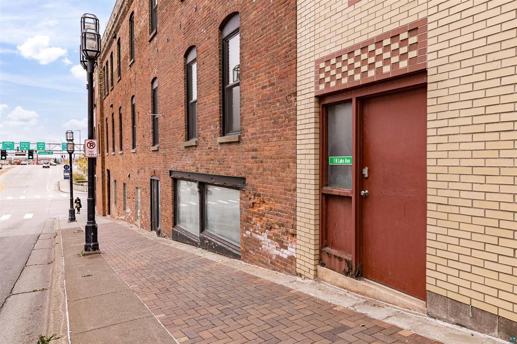 3rd image of 1 N Lake Ave, Duluth, MN 55802 | MLS# 7120545
