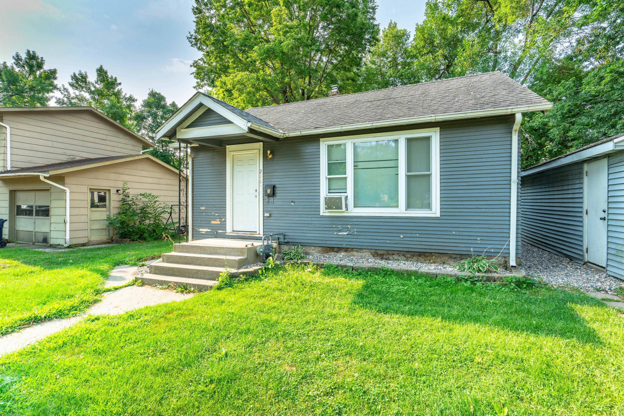 3rd image of 211 W Channing Ave, Fergus Falls, MN 56537 | MLS# 7120588