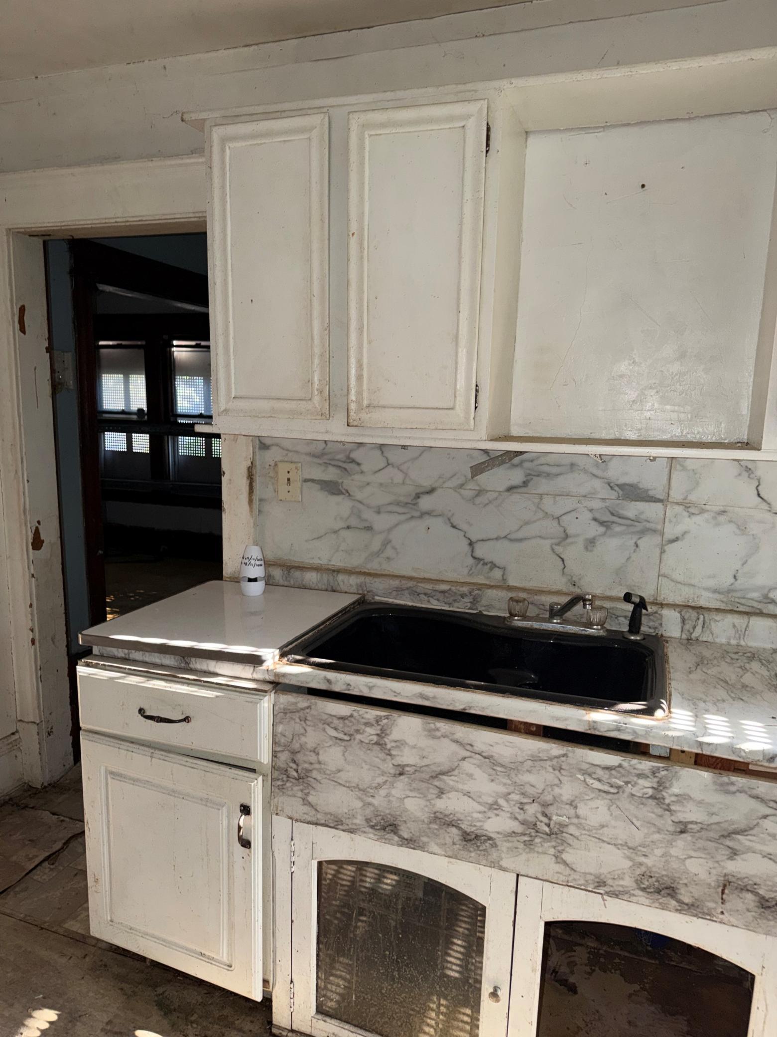 3rd image of 2030 Russell Ave N, Minneapolis, MN 55411 | MLS# 7120603