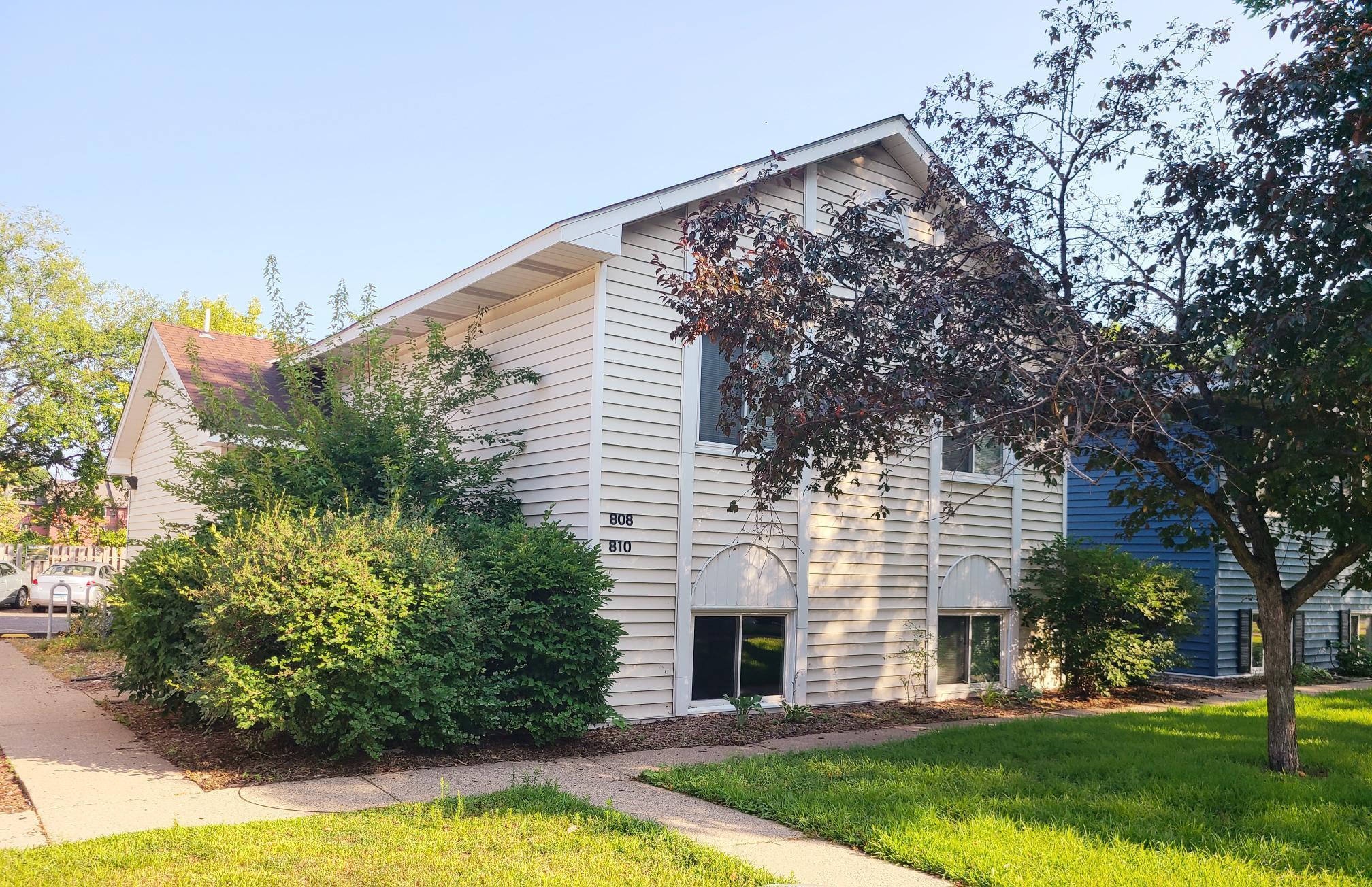 1st image of 808 9Th Ave Se, Minneapolis, MN 55414 | MLS# 7120659