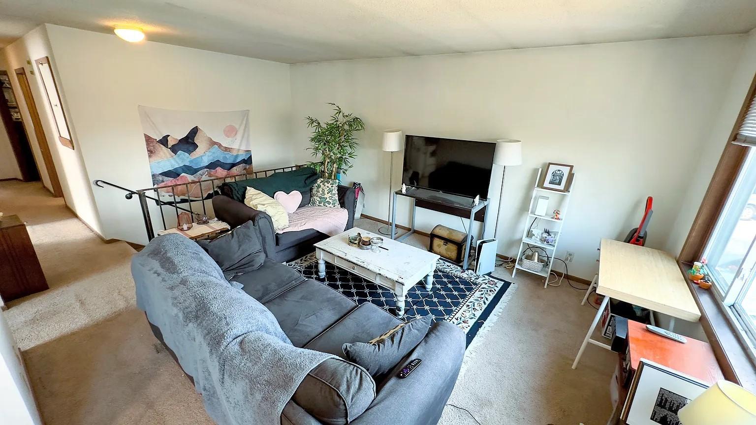 4th image of 808 9Th Ave Se, Minneapolis, MN 55414 | MLS# 7120659