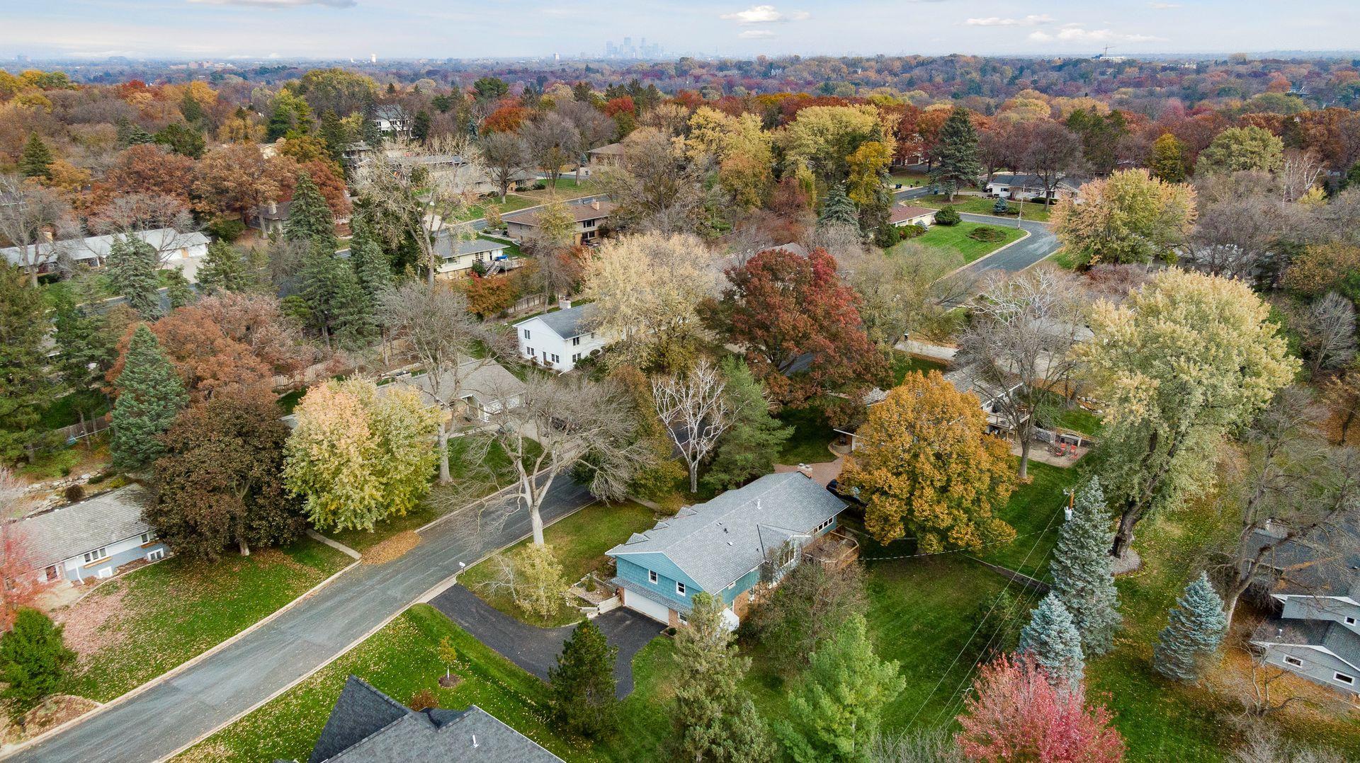 8th image of 6015 Saxony Rd, Minneapolis, MN 55436 | MLS# 7120661