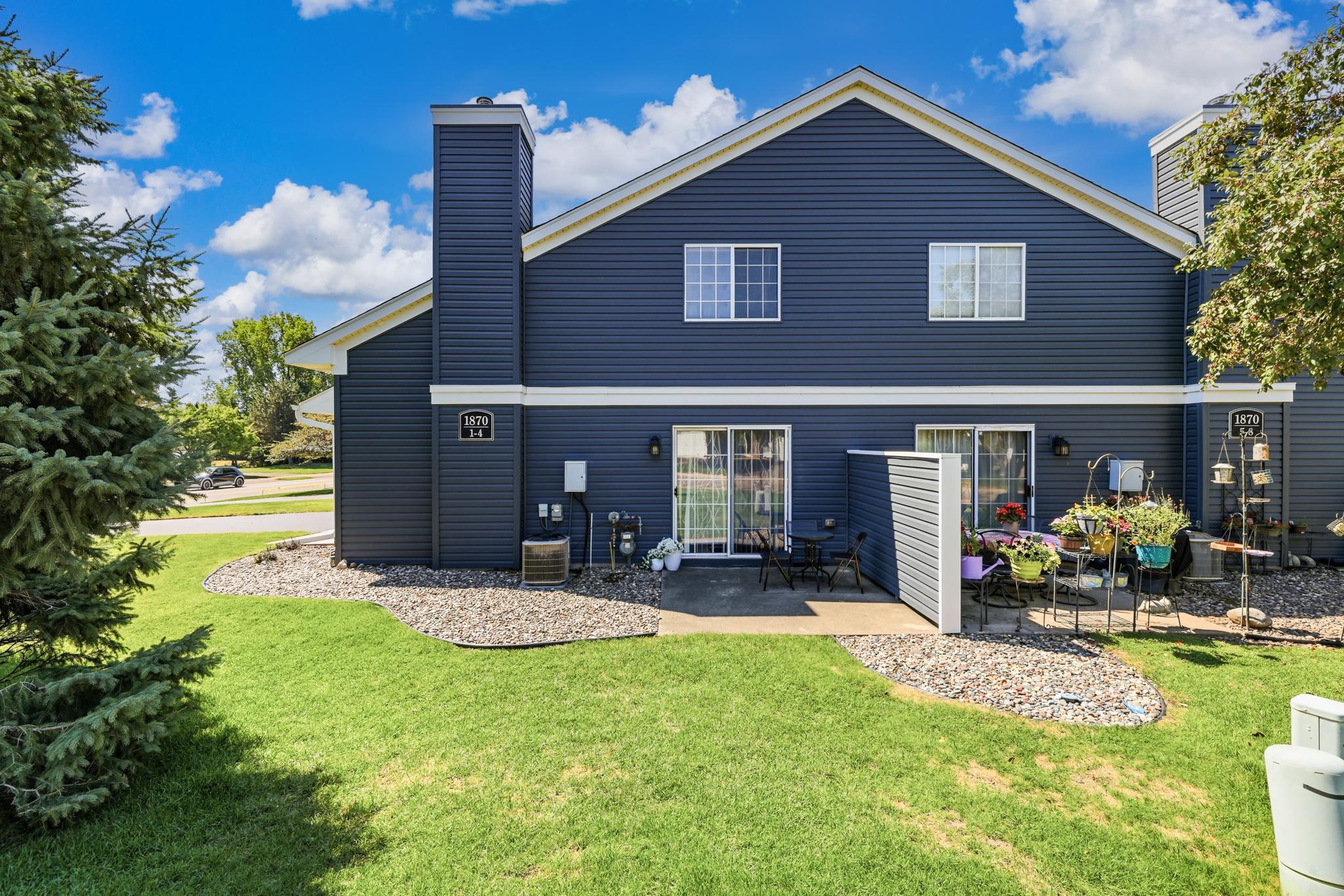 3rd image of 1870 Donegal Dr #4, Saint Paul, MN 55125 | MLS# 7120672