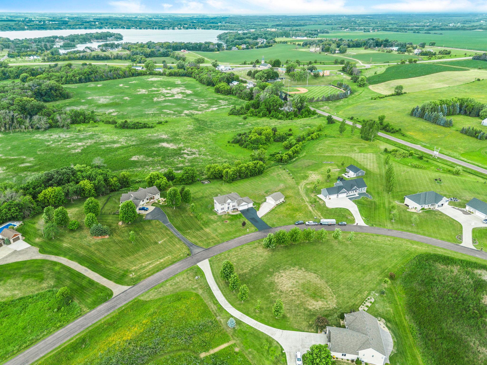 3rd image of 24678 Churchview Cir, New Prague, MN 56071 | MLS# 7120680
