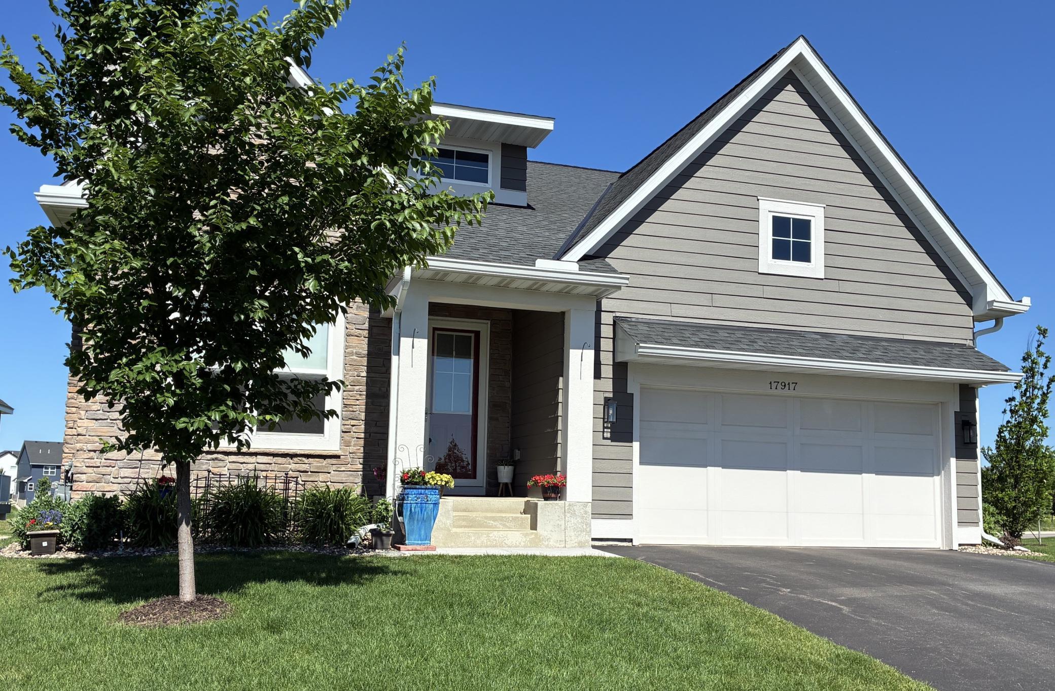 1st image of 17917 Gresford Ln, Lakeville, MN 55044 | MLS# 7120703