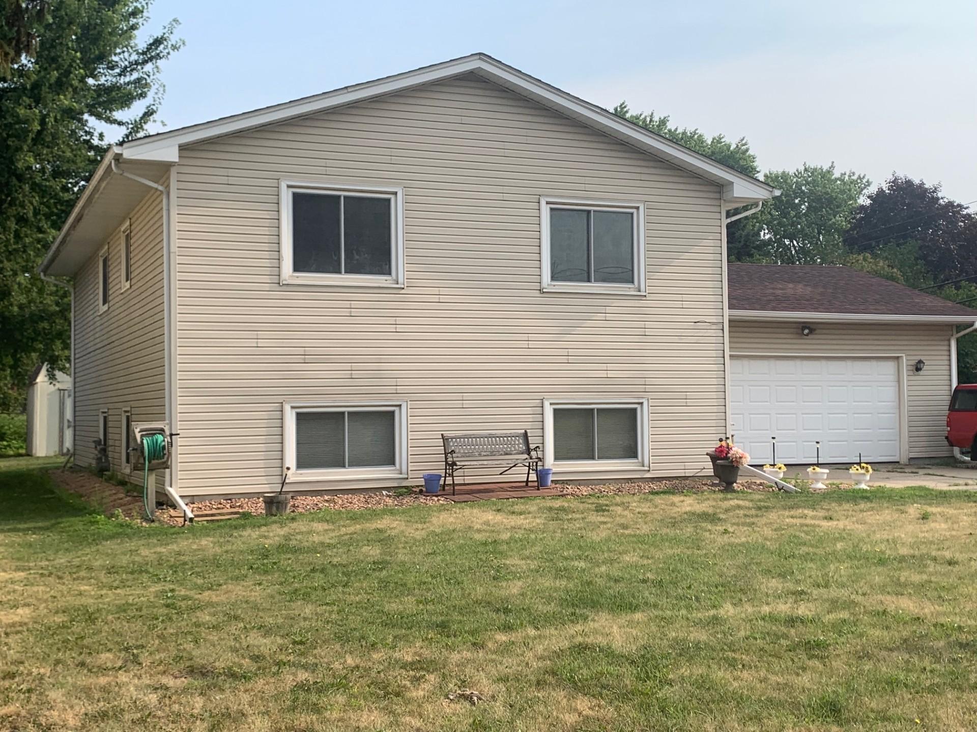 1st image of 2359 17th Ave E, Saint Paul, MN 55109 | MLS# 7120719
