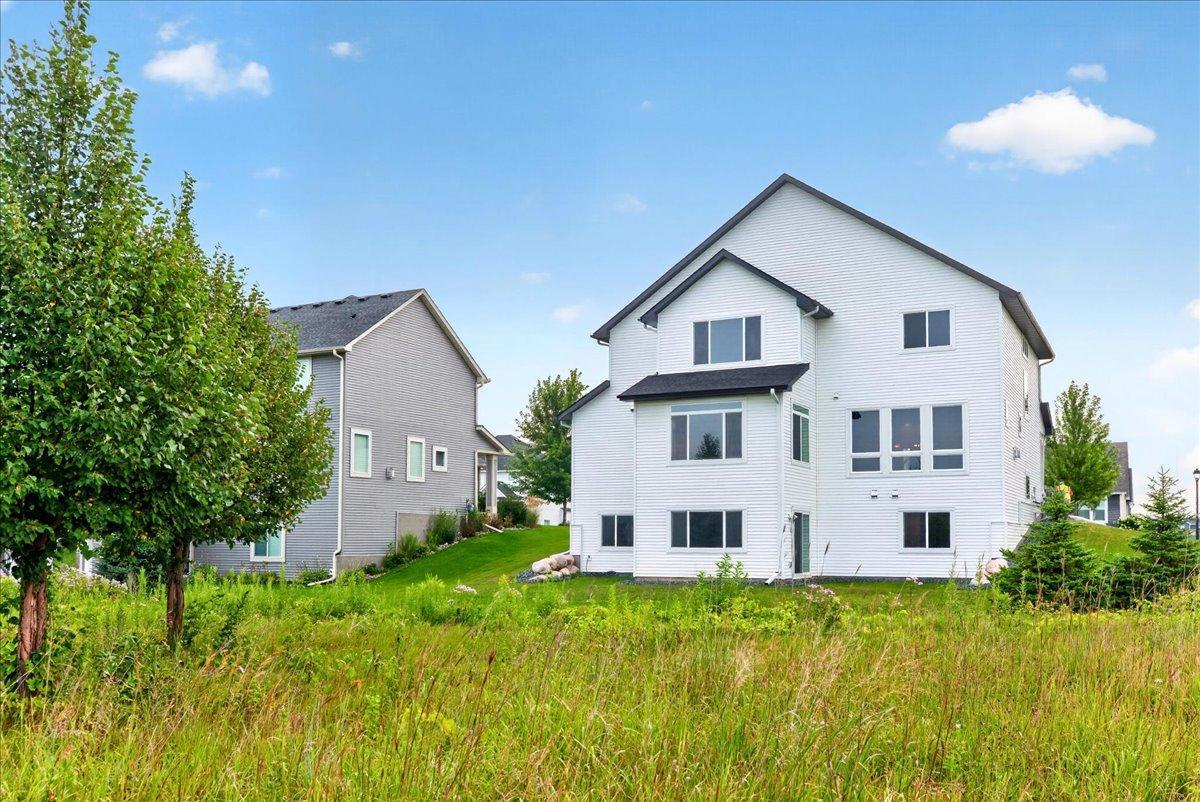 3rd image of 5304 Pine Island Rd, Saint Paul, MN 55129 | MLS# 7120727