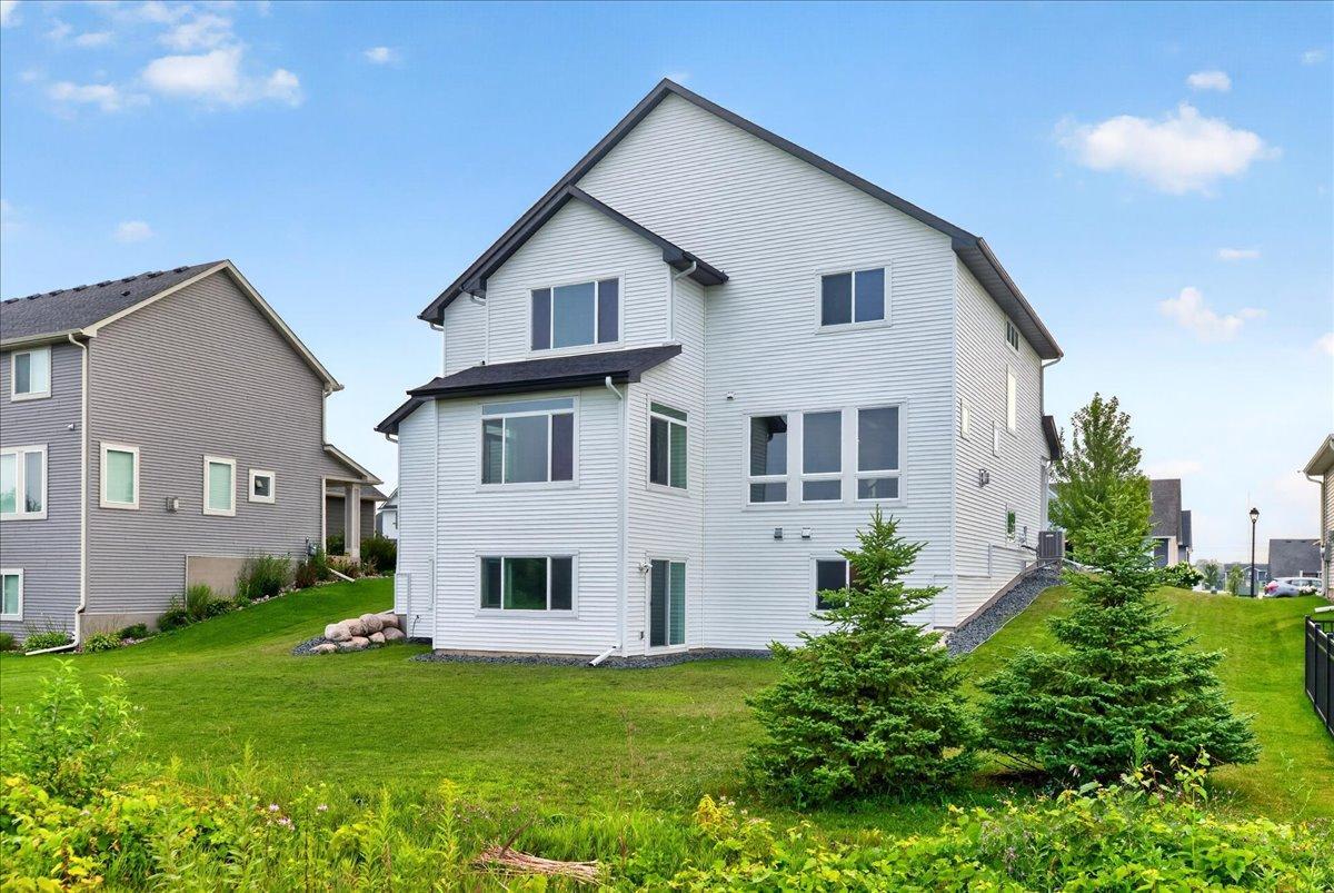 5th image of 5304 Pine Island Rd, Saint Paul, MN 55129 | MLS# 7120727