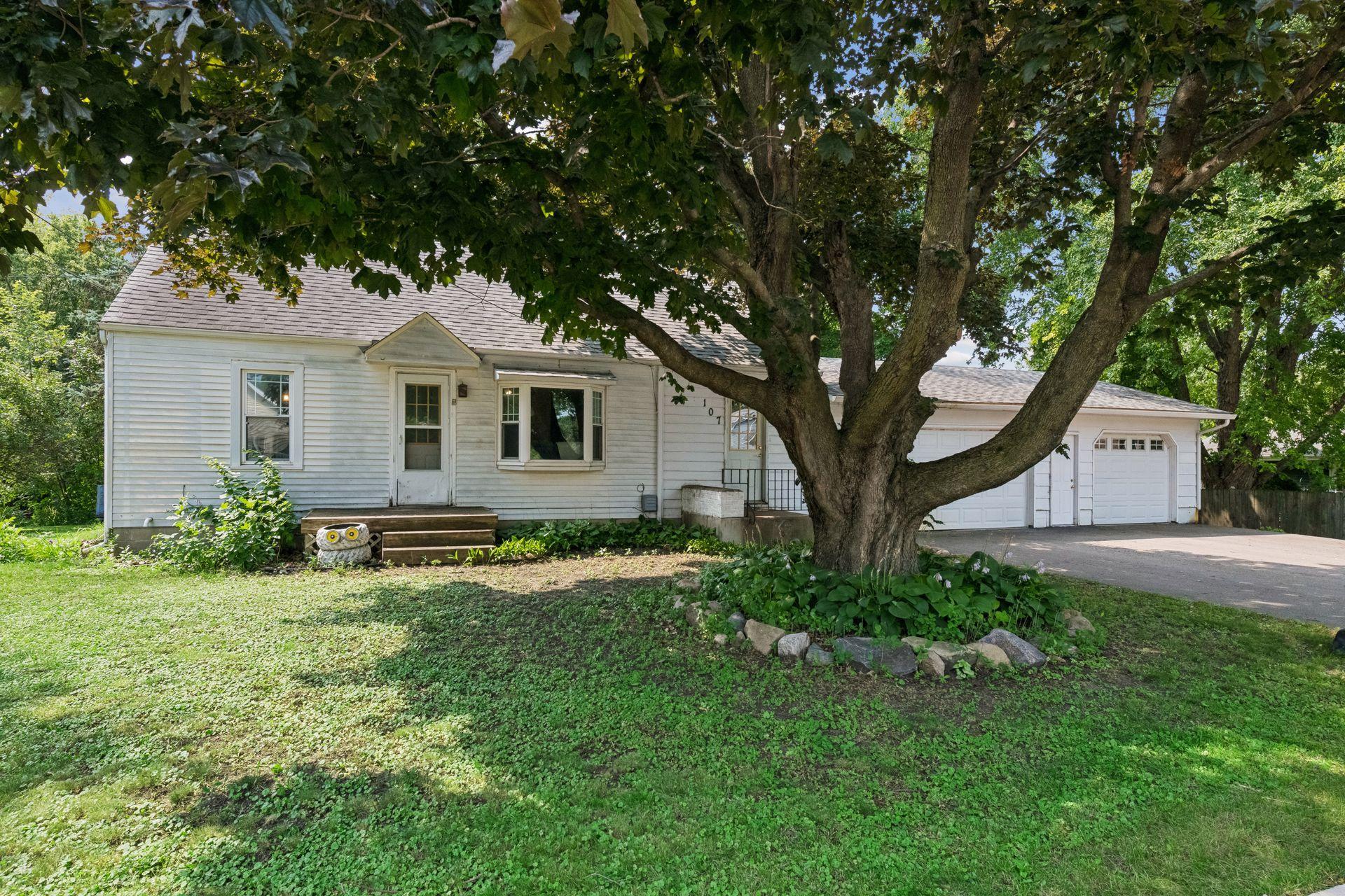 1st image of 107 5th St Sw, Young America, MN 55397 | MLS# 7120732