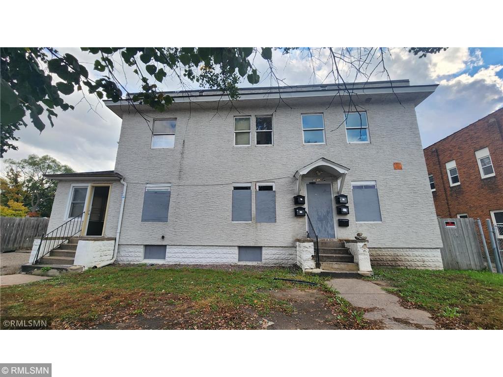 1st image of 1052 Ross Ave, Saint Paul, MN 55106 | MLS# 7120736
