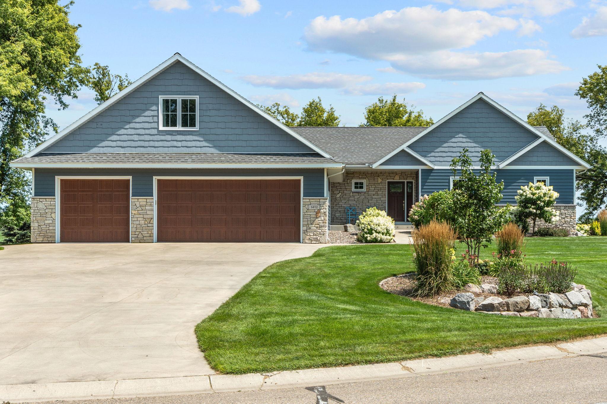 1st image of 1412 Fairacre Ln Sw, Willmar, MN 56201 | MLS# 7120773