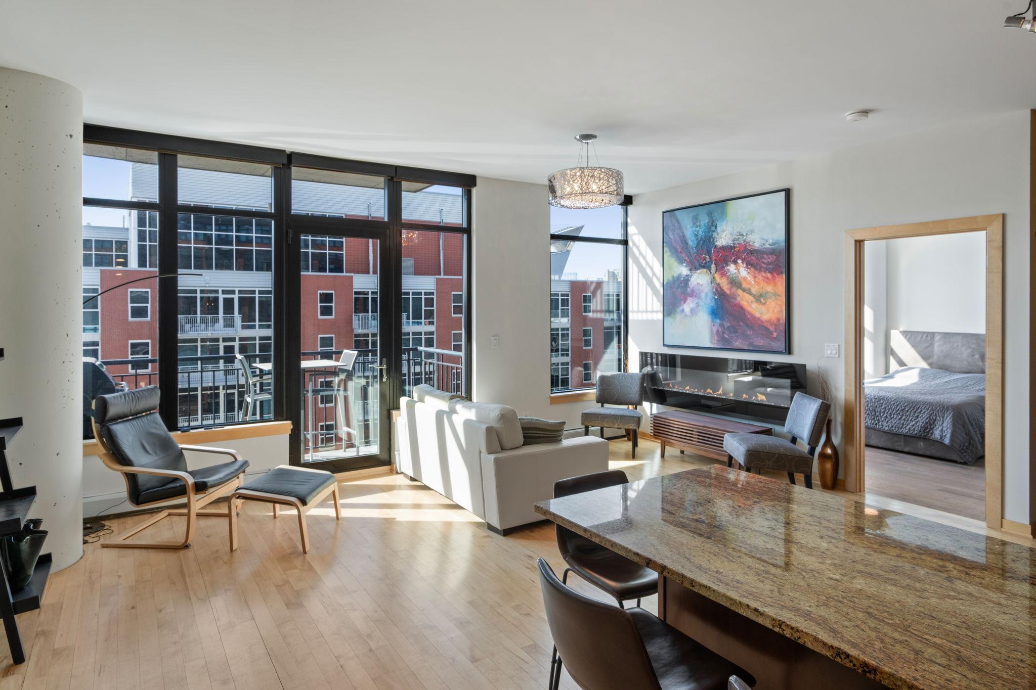 1st image of 215 10th Ave S #703, Minneapolis, MN 55415 | MLS# 7120813
