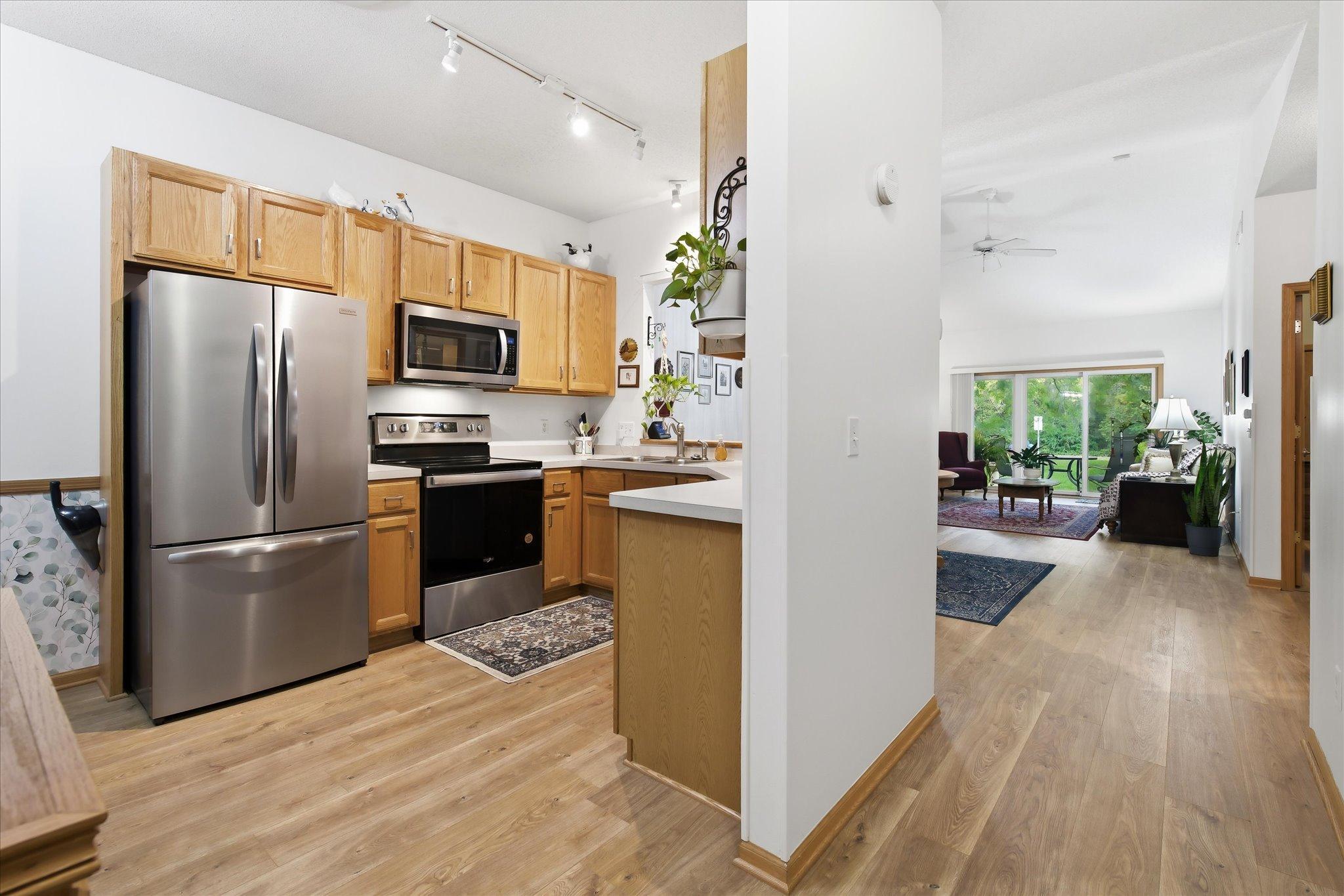 Photo 4 of Single family home for sale at 2707 River Hills Dr S, Burnsville, MN 55337 | MLS# 7120823 | Listing updated on 2026-09-05