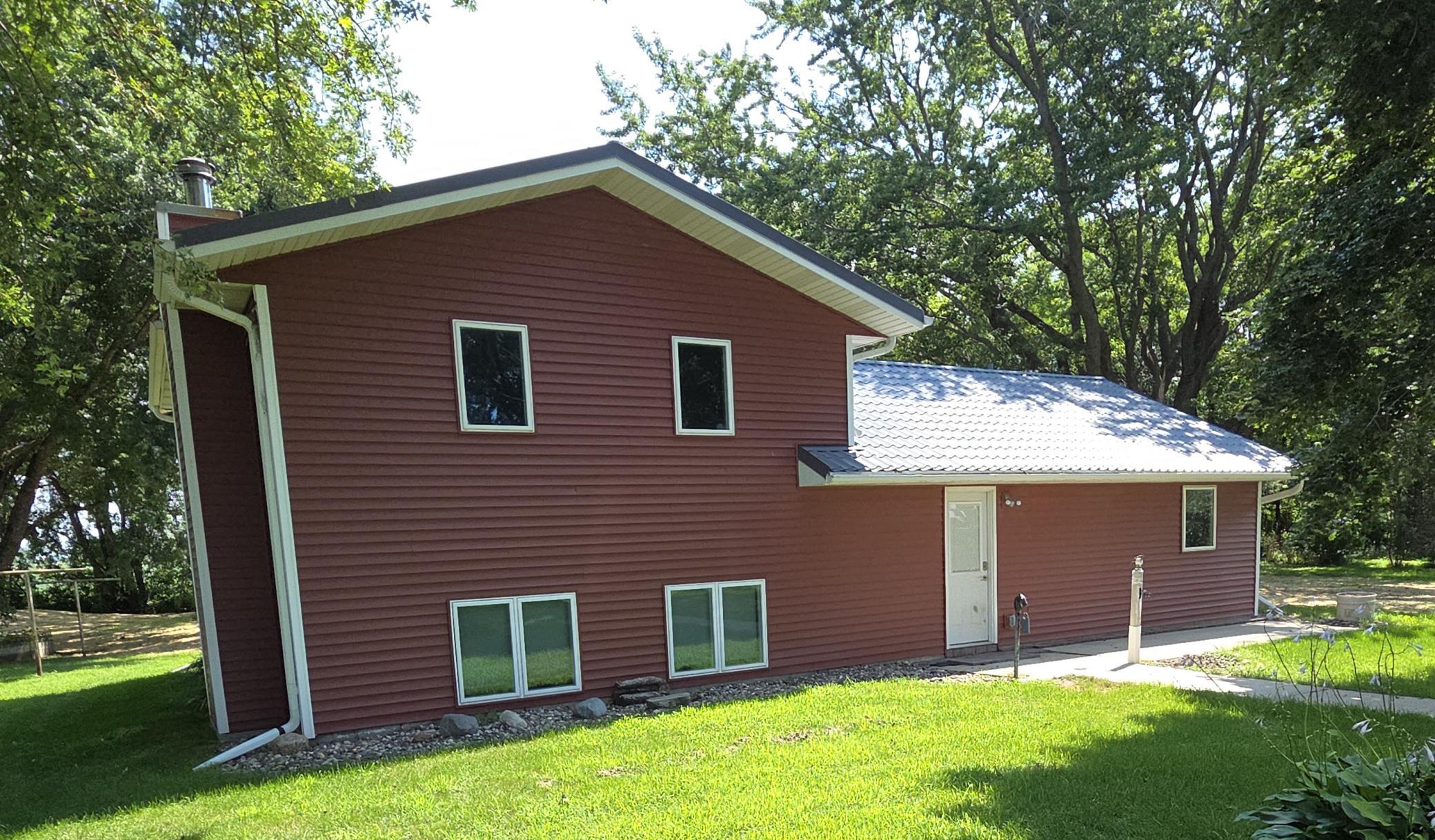 2nd image of 1105 80th St Se, Rochester, MN 55904 | MLS# 7120888