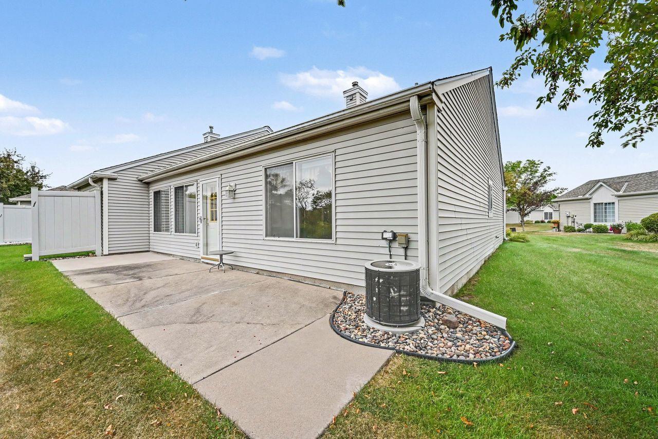5th image of 7586 Ojibway Park Bay, Woodbury, MN 55125 | MLS# 7120895