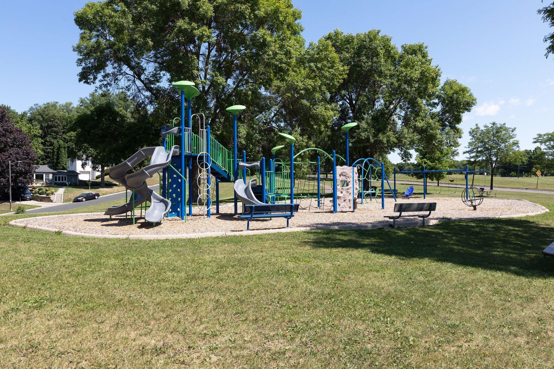 Photo 30 of Sale Pending at 1614 Vincent Ave N, Minneapolis, MN 55411 | MLS# 7120898 | Listing updated on 2026-09-04