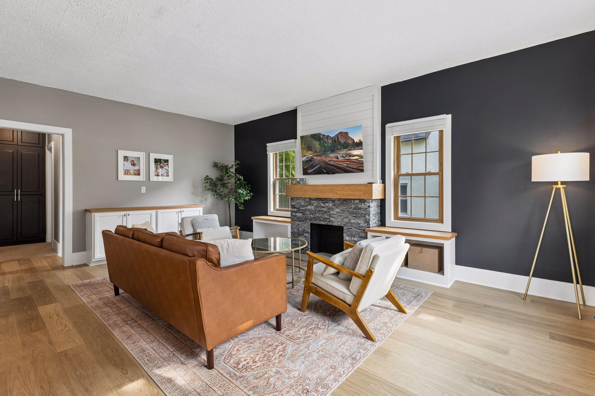 Photo 4 of Sale Pending at 1614 Vincent Ave N, Minneapolis, MN 55411 | MLS# 7120898 | Listing updated on 2026-09-04