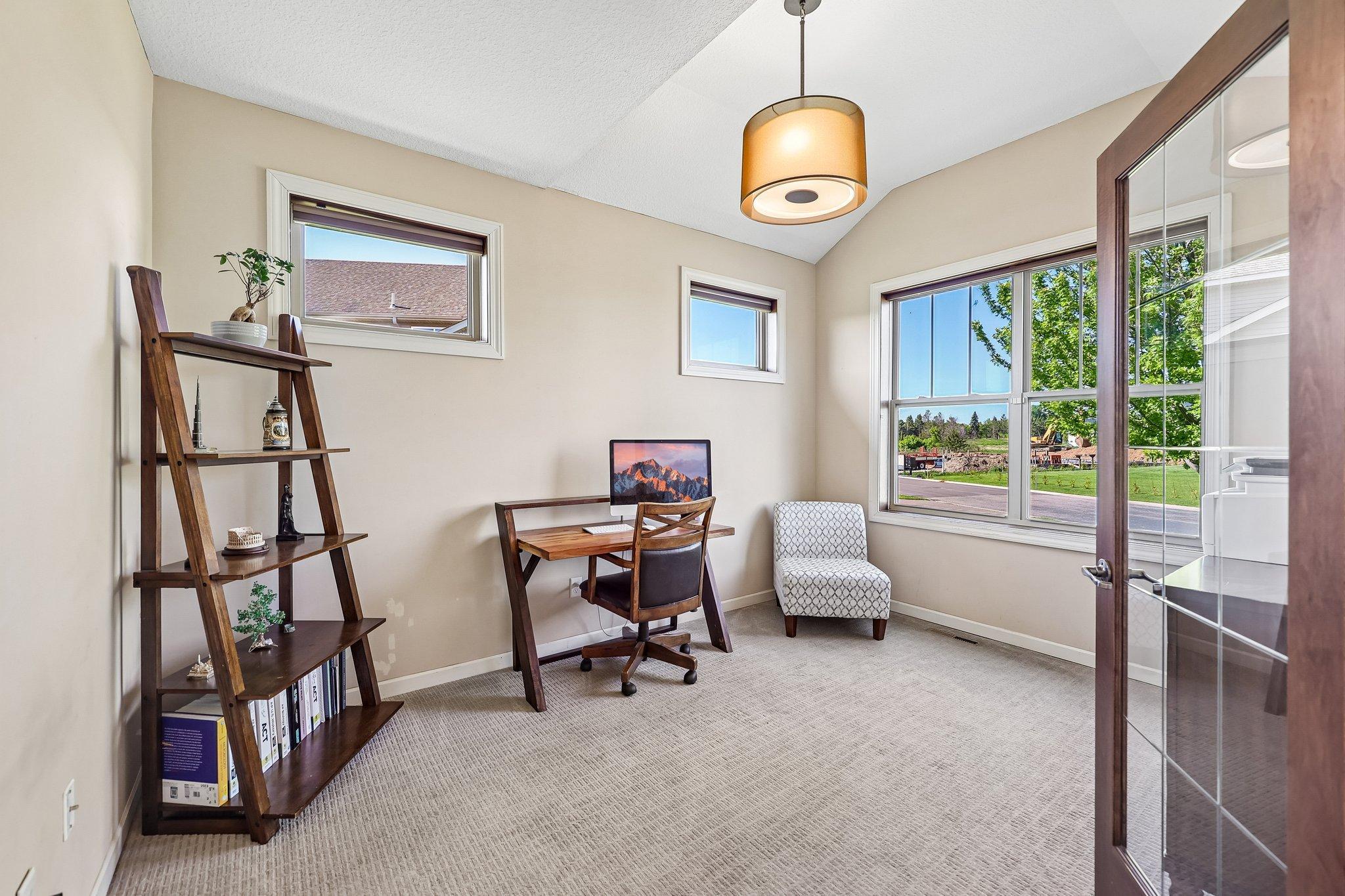 4th image of 643 Parkside Ct, Saint Paul, MN 55123 | MLS# 7120906