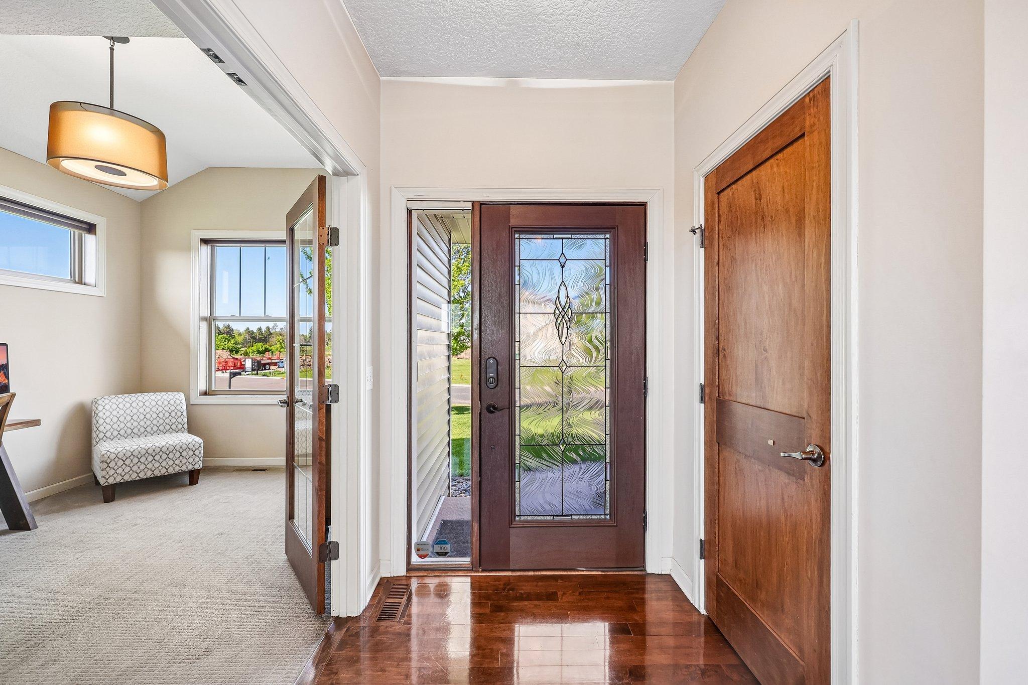 3rd image of 643 Parkside Ct, Saint Paul, MN 55123 | MLS# 7120906