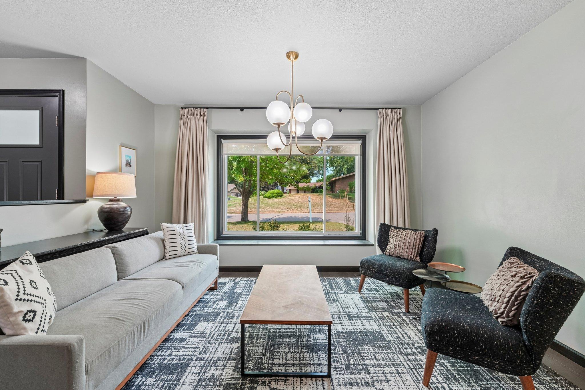 5th image of 5558 Chatsworth St N, Saint Paul, MN 55126 | MLS# 7120920