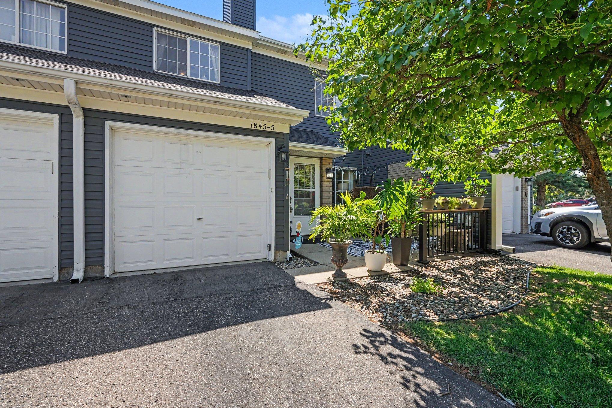 2nd image of 1845 Donegal Dr #5, Saint Paul, MN 55125 | MLS# 7120921