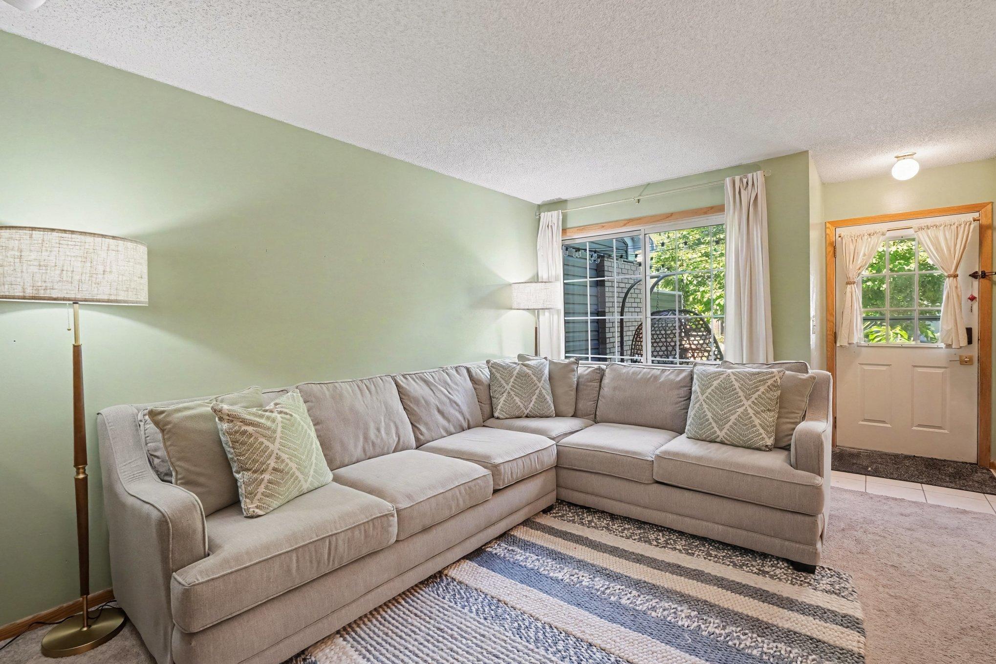 5th image of 1845 Donegal Dr #5, Saint Paul, MN 55125 | MLS# 7120921