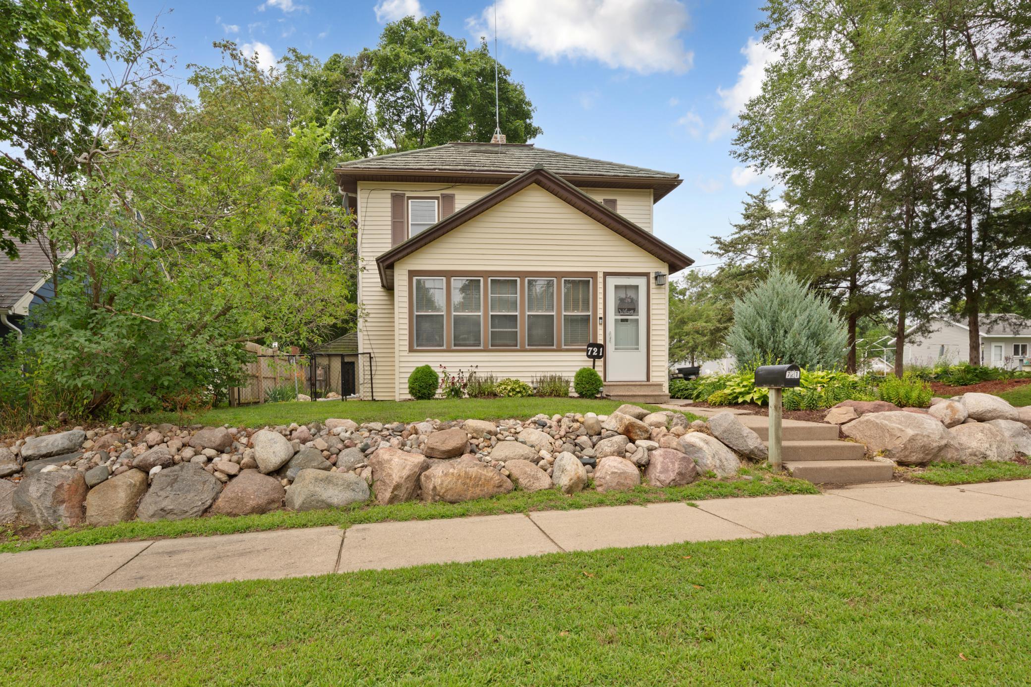 4th image of 721 1St St N, Waterville, MN 56096 | MLS# 7120977