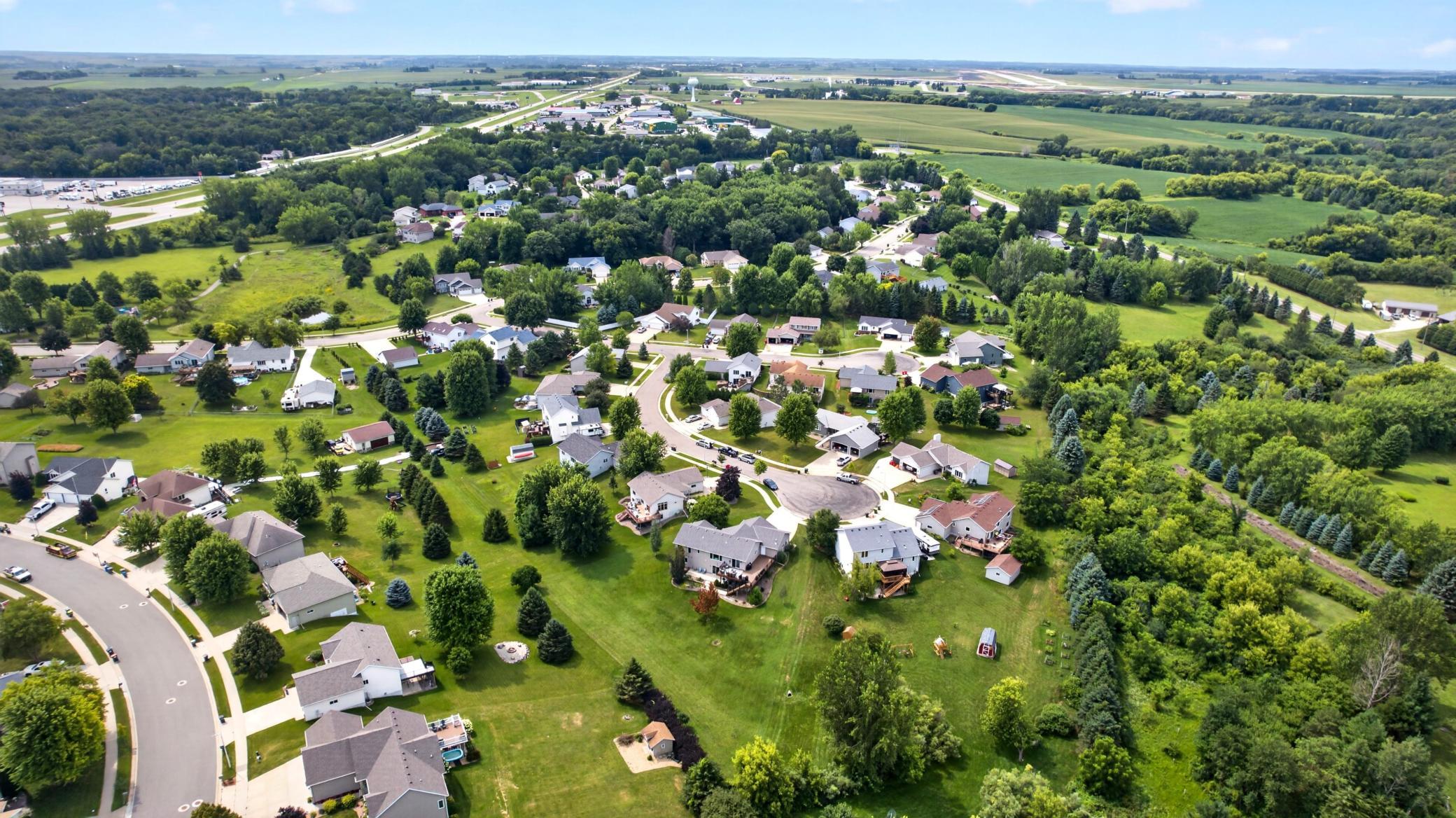 54th image of 6170 Stonebrooke Ln Sw, Rochester, MN 55902 | MLS# 7121001