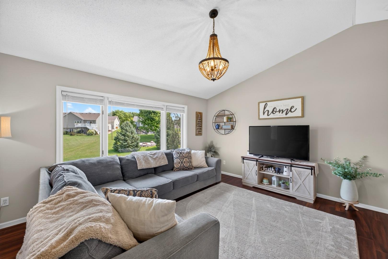 5th image of 6170 Stonebrooke Ln Sw, Rochester, MN 55902 | MLS# 7121001
