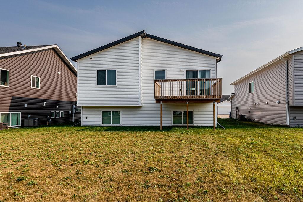 3rd image of 3062 39Th Ave S, Moorhead, MN 56560 | MLS# 7121006