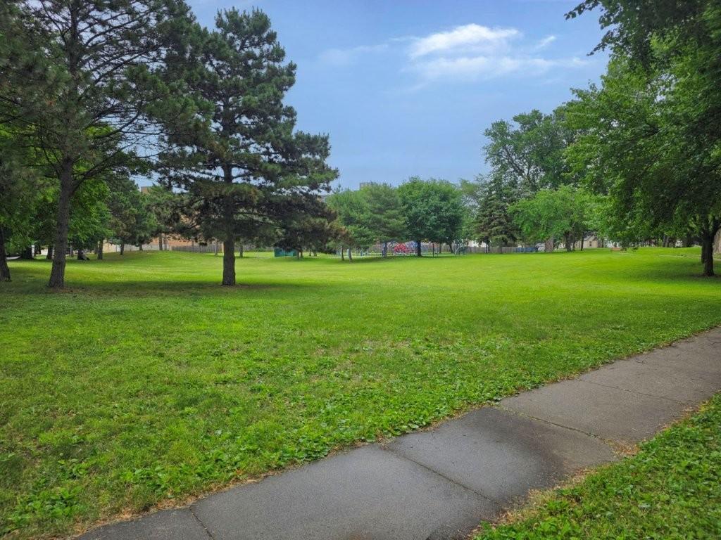 4th image of 913 Marion St, Saint Paul, MN 55117 | MLS# 7121011
