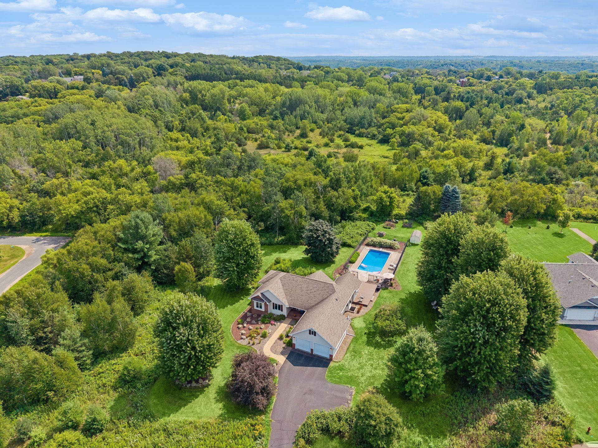 2nd image of 1041 Adam Dr, Hudson, WI 54016 | MLS# 7121027