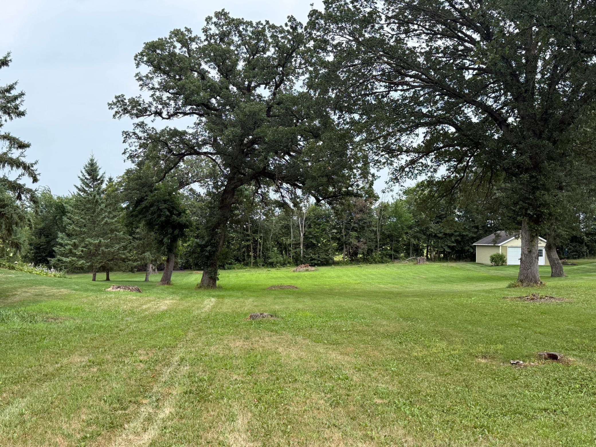 2nd image of 1806 Minnehuta Dr, Fergus Falls, MN 56537 | MLS# 7121033