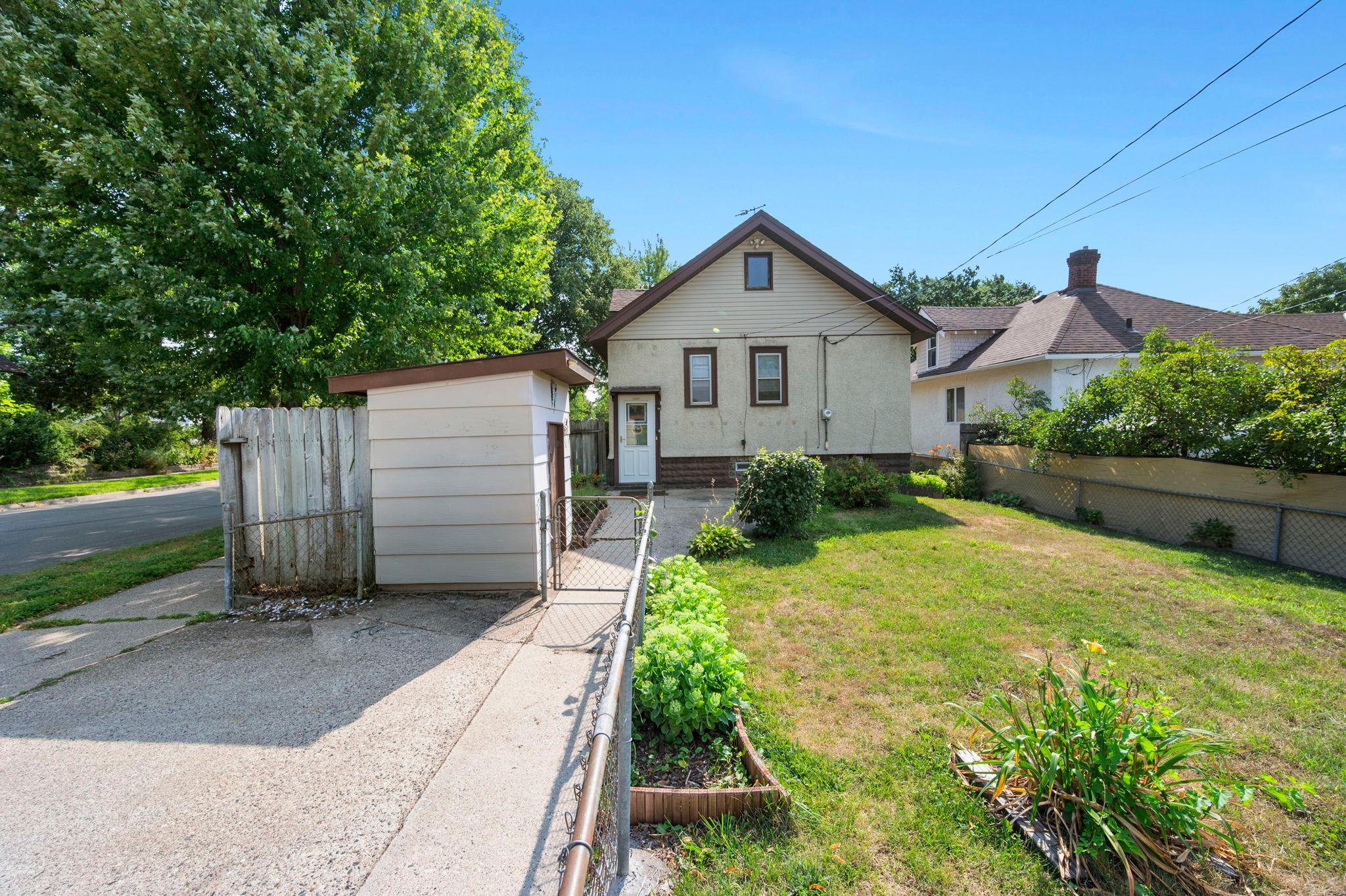 31st image of 3700 16th Ave S, Minneapolis, MN 55407 | MLS# 7121038