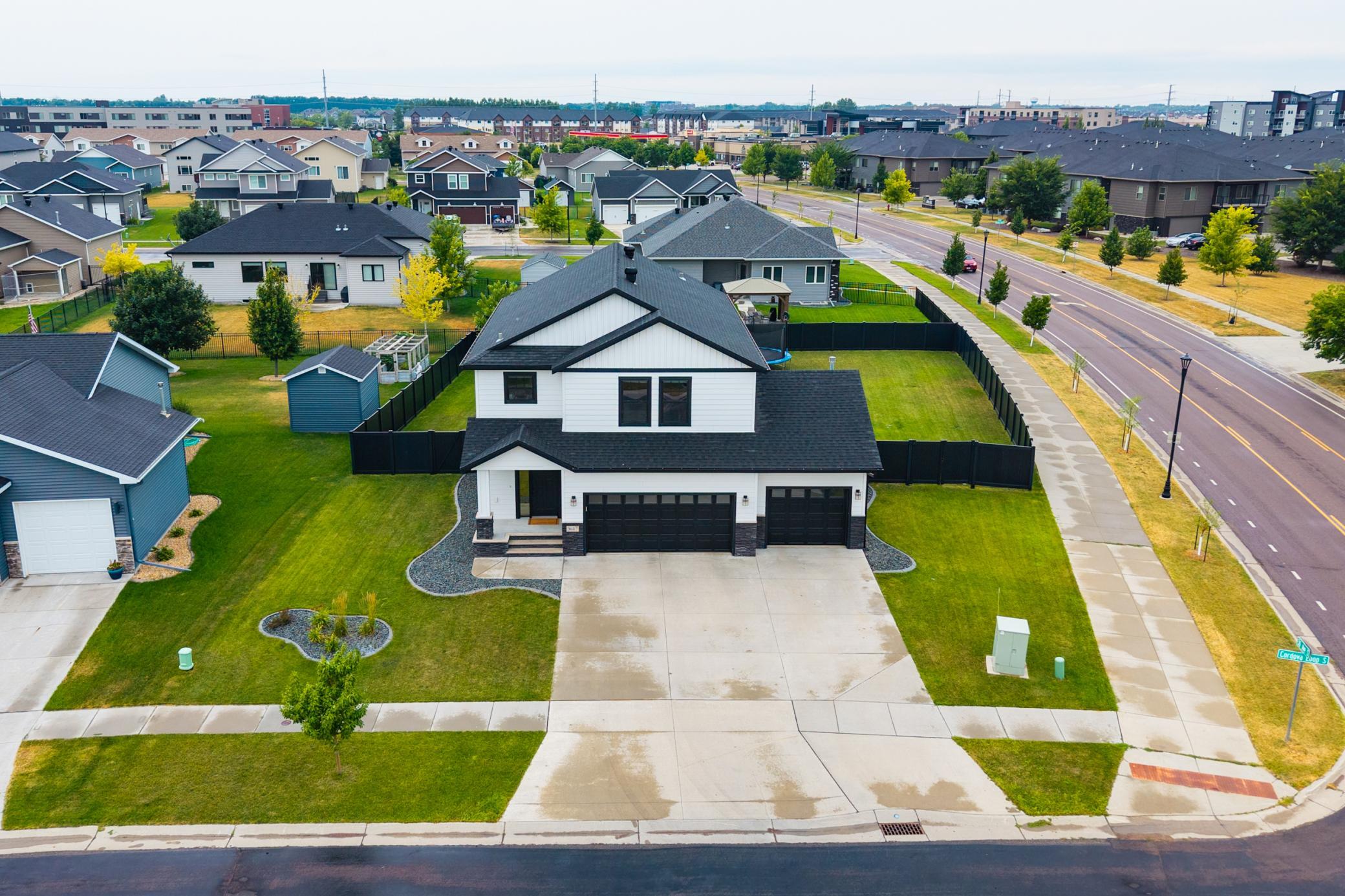 3rd image of 3607 Cordova Loop S, Fargo, ND 58104 | MLS# 7121095