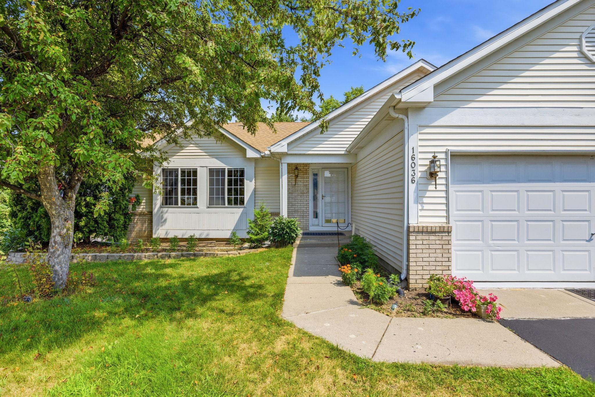 2nd image of 16036 Goodview Ct, Lakeville, MN 55044 | MLS# 7121107