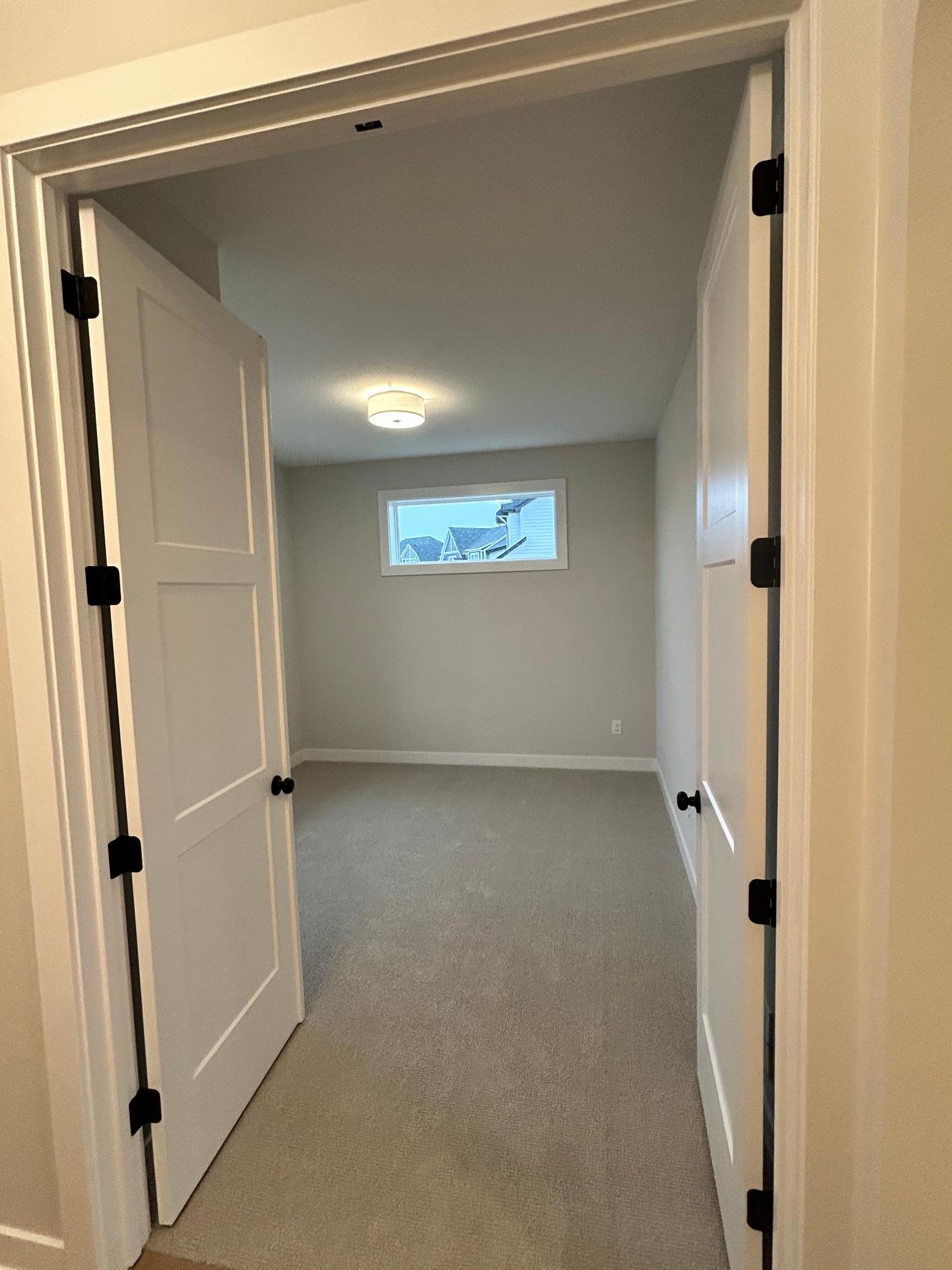 5th image of 4048 Arbor Dr, Saint Paul, MN 55129 | MLS# 7121120